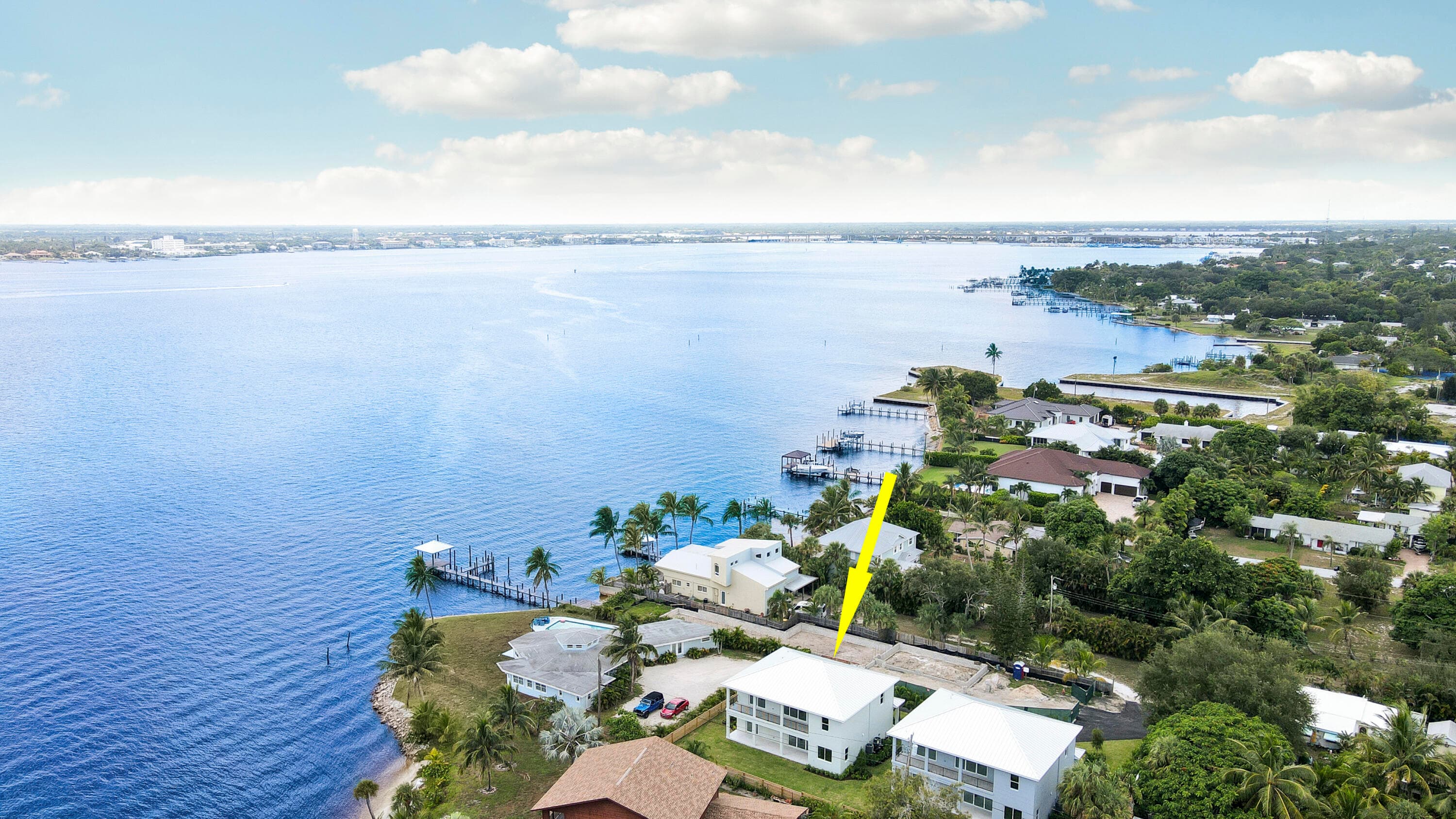 1013 NE Orange Avenue, Jensen Beach, FL 34957 — photo 13 of 71