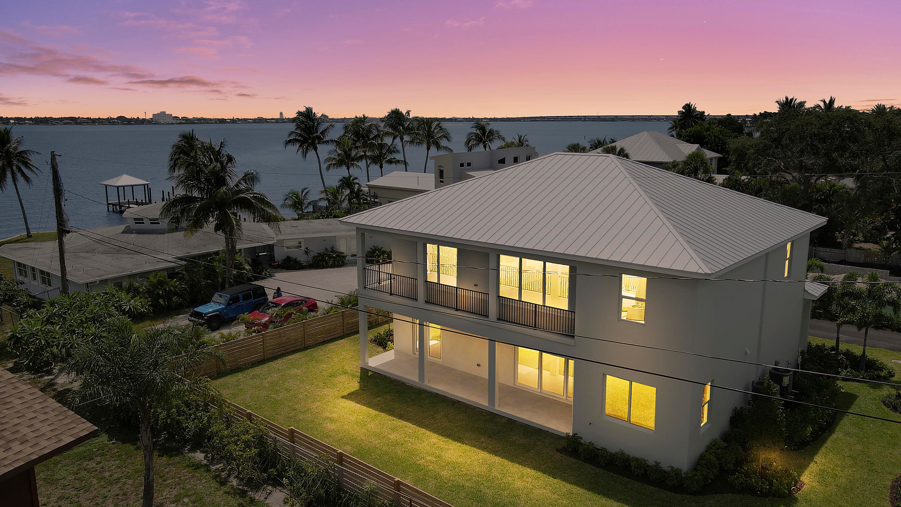 1013 NE Orange Avenue, Jensen Beach, FL 34957 — photo 18 of 71
