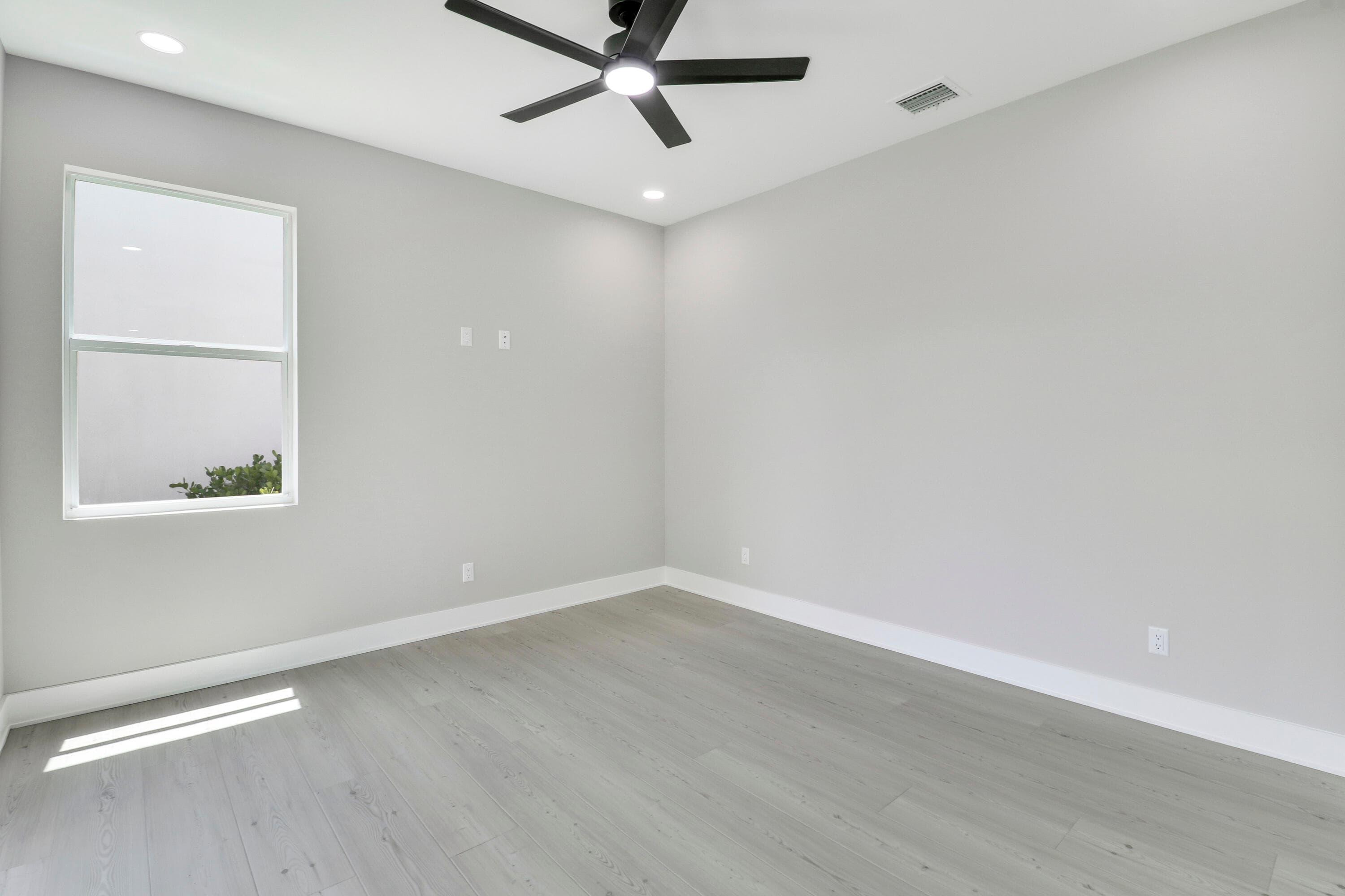 1023 NE Orange Avenue, Jensen Beach, FL 34957 — photo 45 of 67