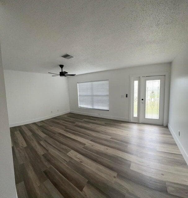 402 NE Armory Circle, Port St. Lucie, FL 34983 — photo 5 of 10