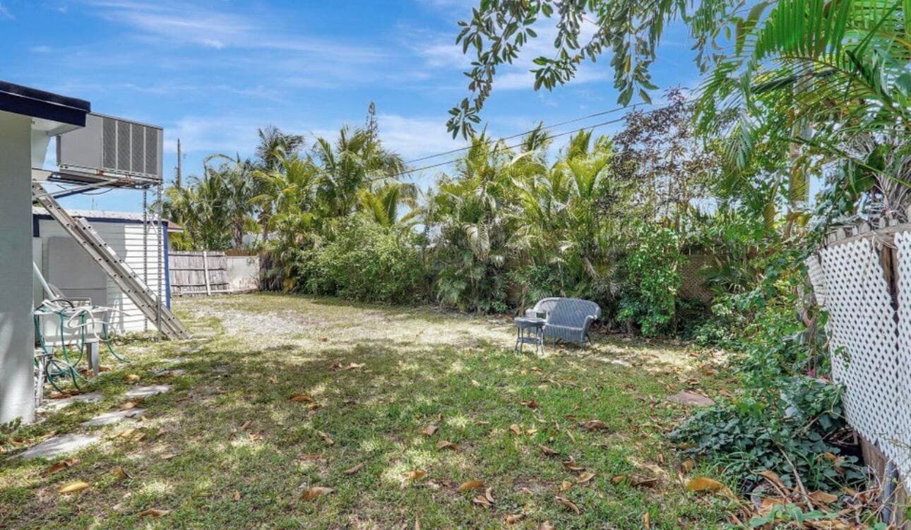 7530 Atlanta Street, Hollywood, FL 33024 — photo 5 of 23