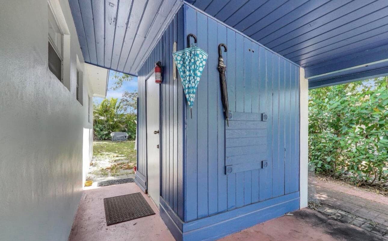 7530 Atlanta Street, Hollywood, FL 33024 — photo 7 of 23