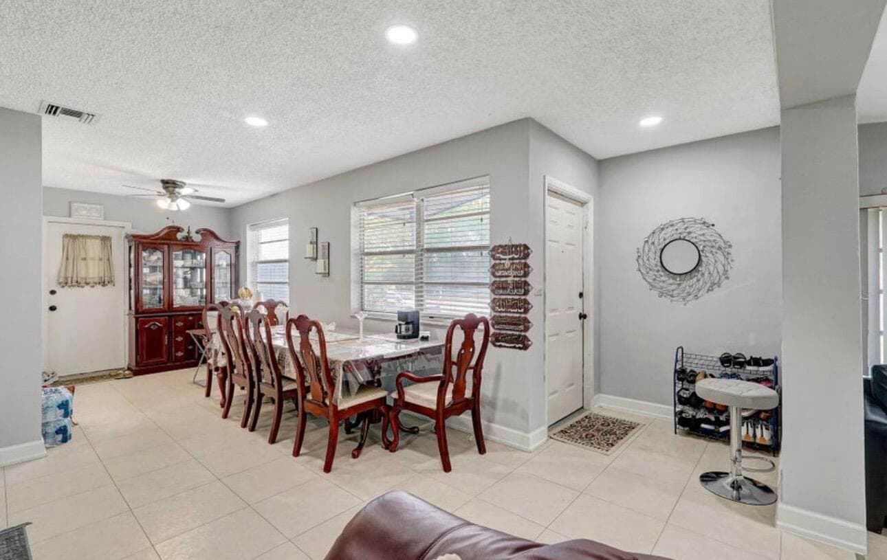 7530 Atlanta Street, Hollywood, FL 33024 — photo 11 of 23
