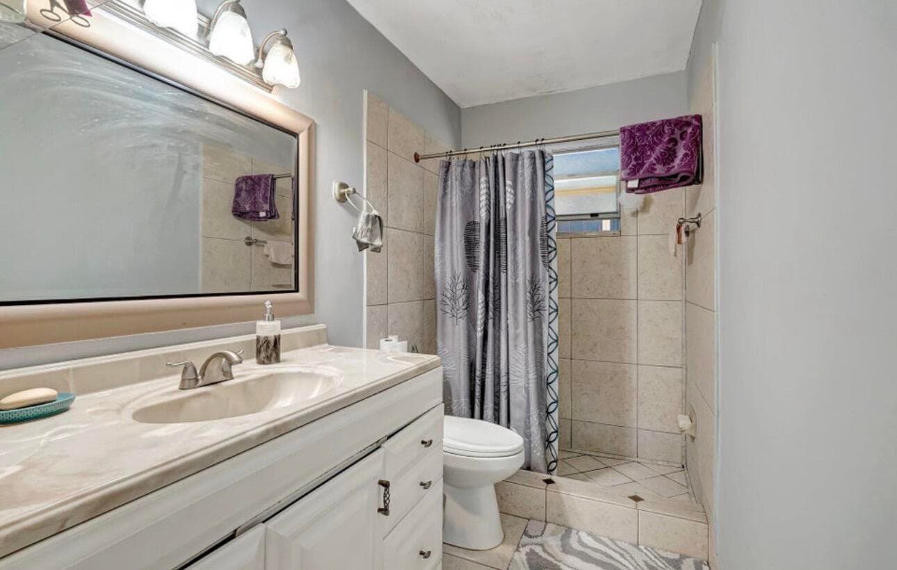 7530 Atlanta Street, Hollywood, FL 33024 — photo 18 of 23