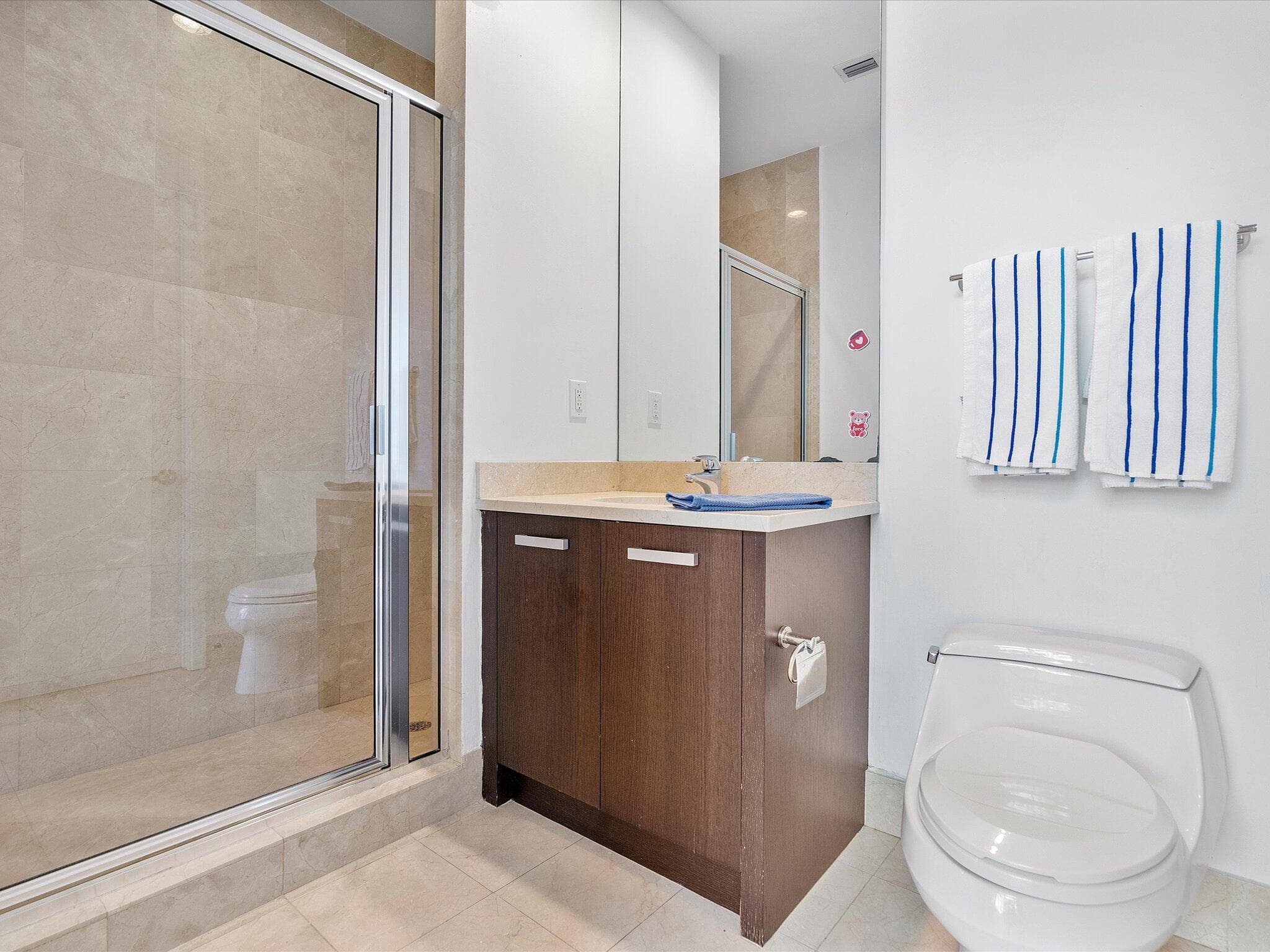 18101 Collins Avenue 401, Sunny Isles Beach, FL 33160 — photo 34 of 79