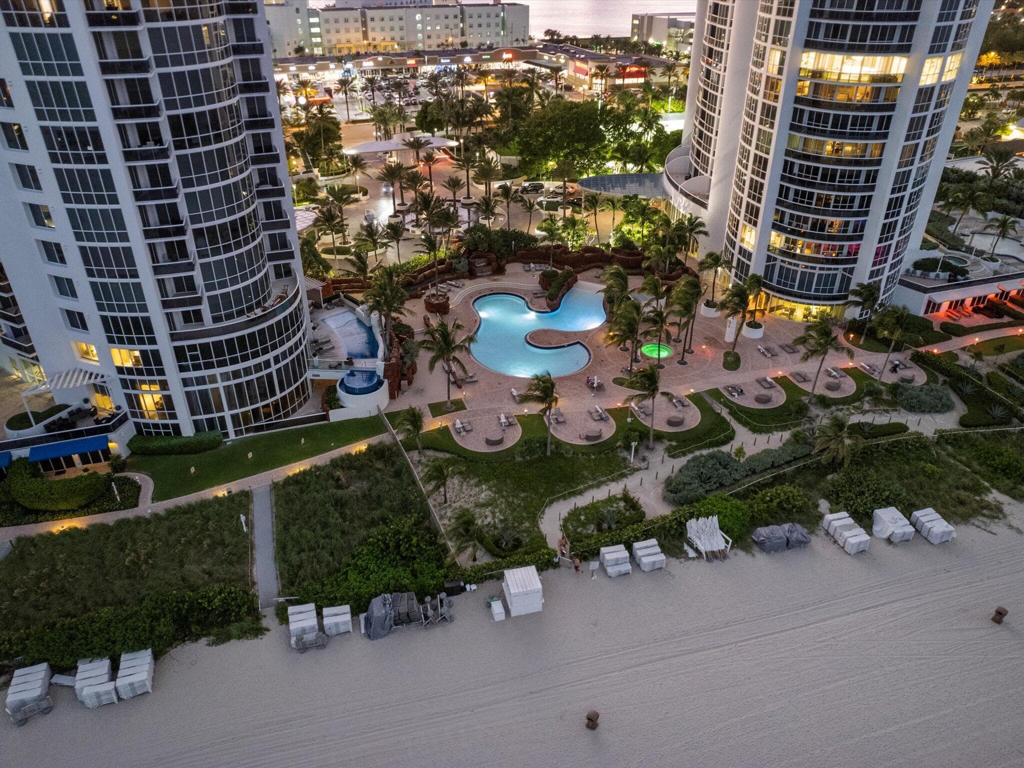 18101 Collins Avenue 401, Sunny Isles Beach, FL 33160 — photo 43 of 79