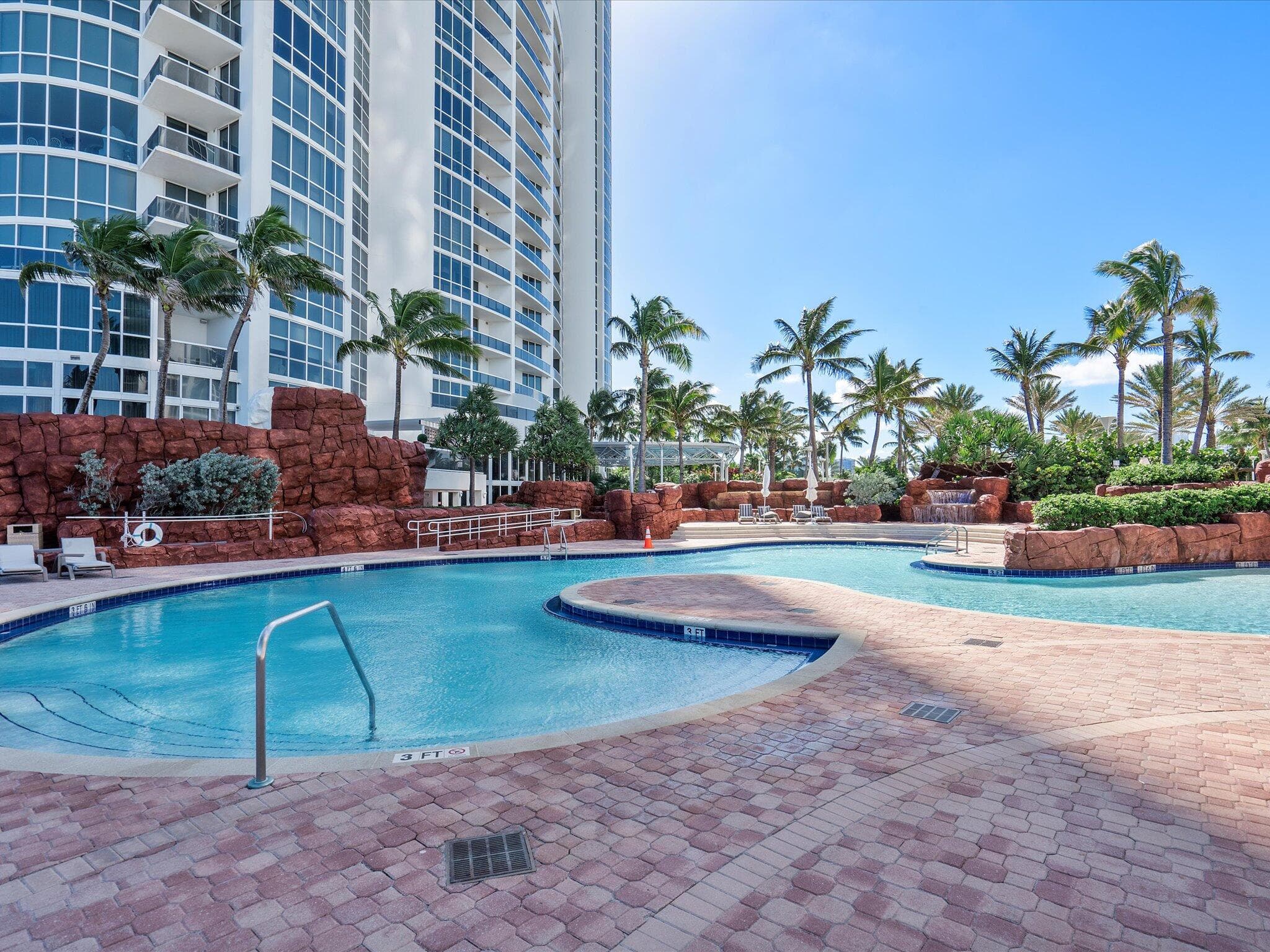 18101 Collins Avenue 401, Sunny Isles Beach, FL 33160 — photo 59 of 79