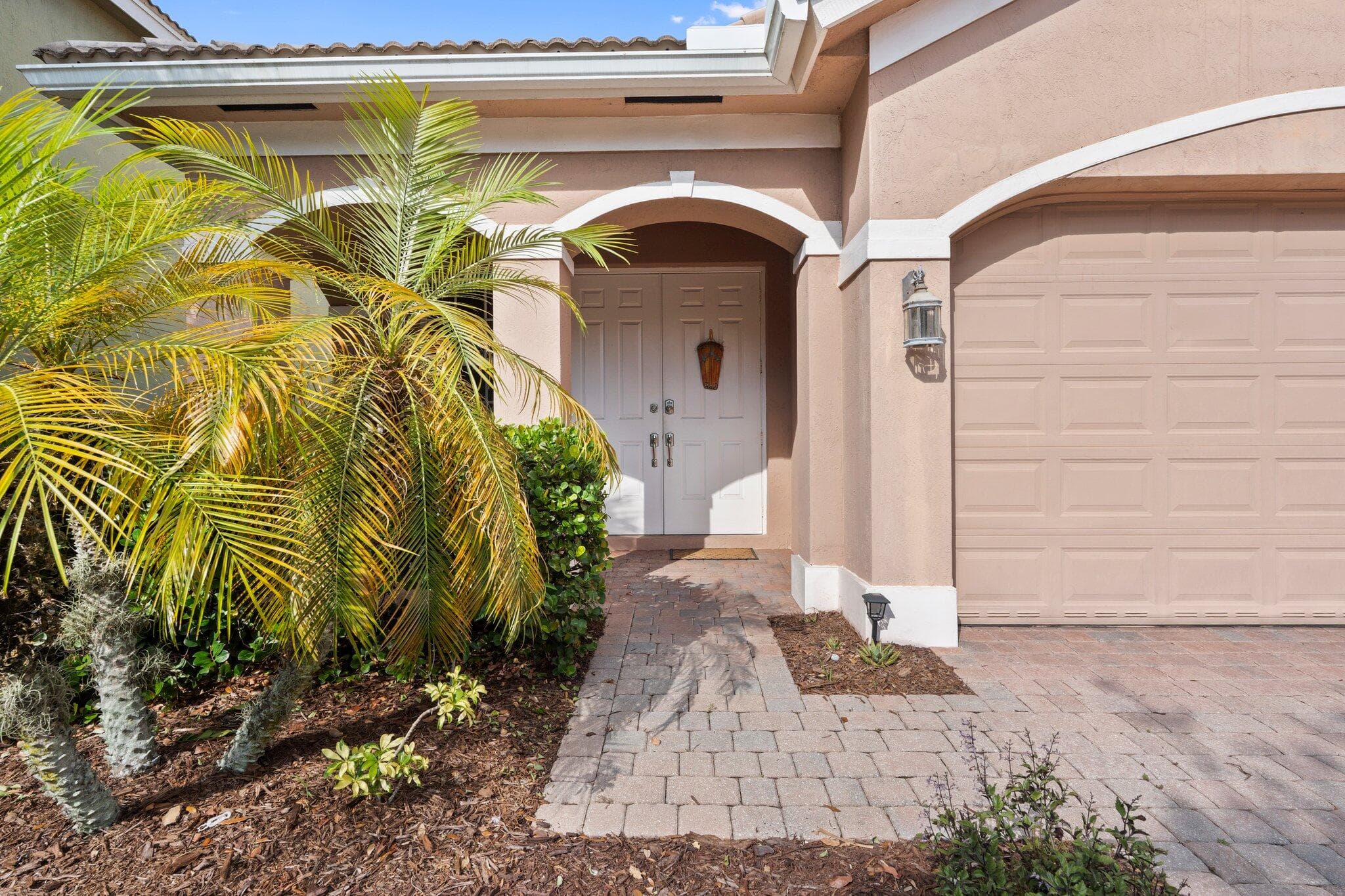 1014 NW Leonardo Circle, Port St. Lucie, FL 34986 — photo 2 of 37