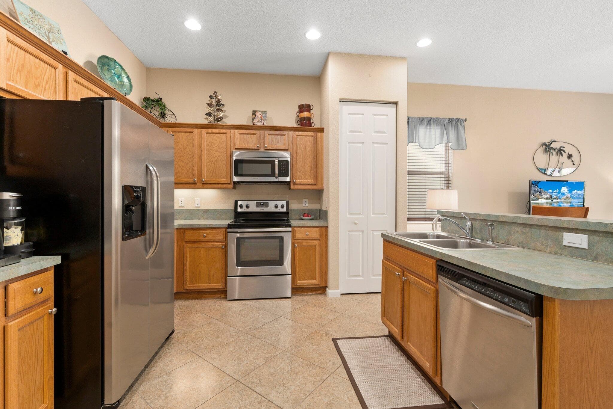 1014 NW Leonardo Circle, Port St. Lucie, FL 34986 — photo 10 of 37