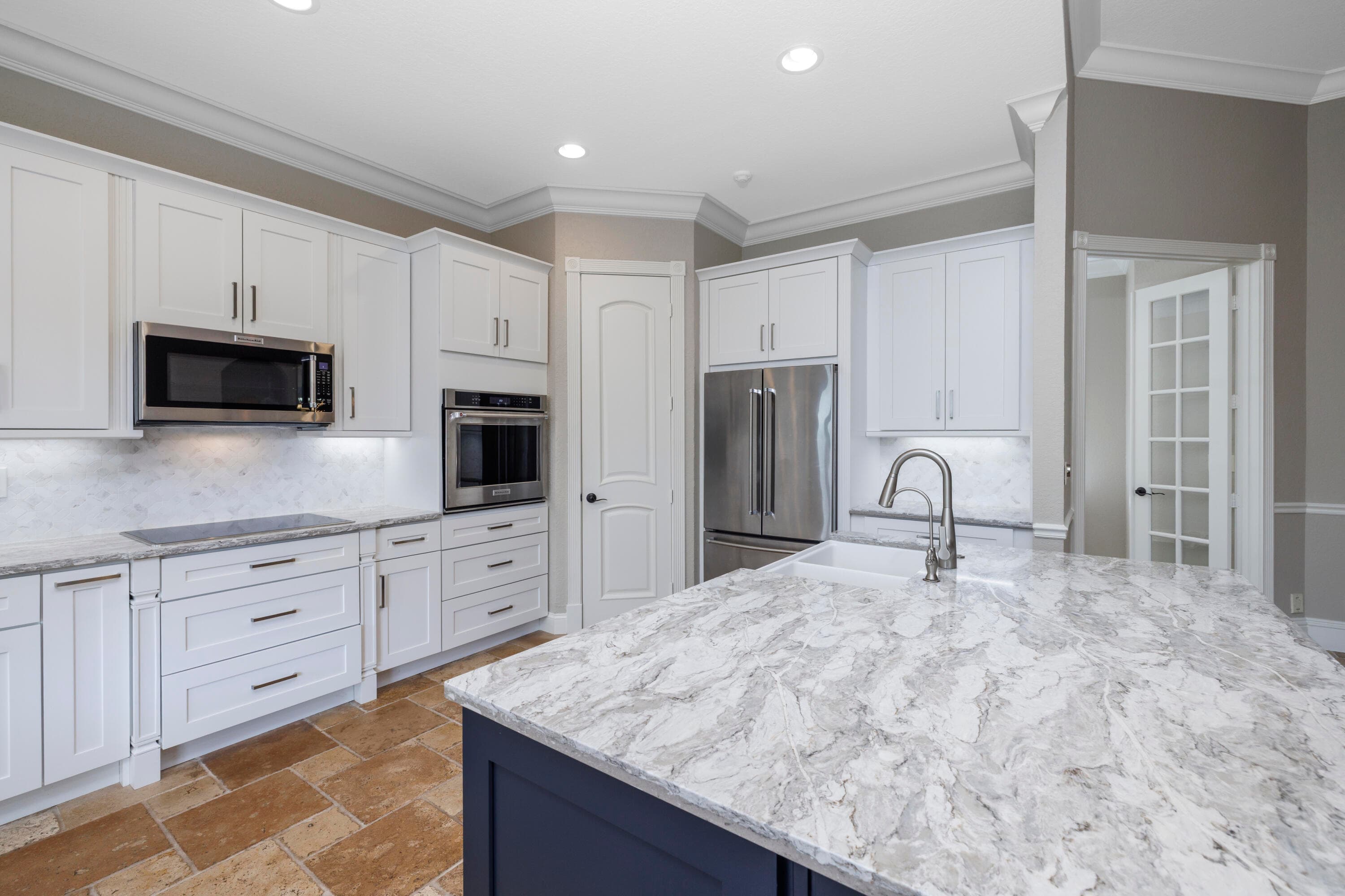912 SW Sun Circle, Palm City, FL 34990 — photo 8 of 39