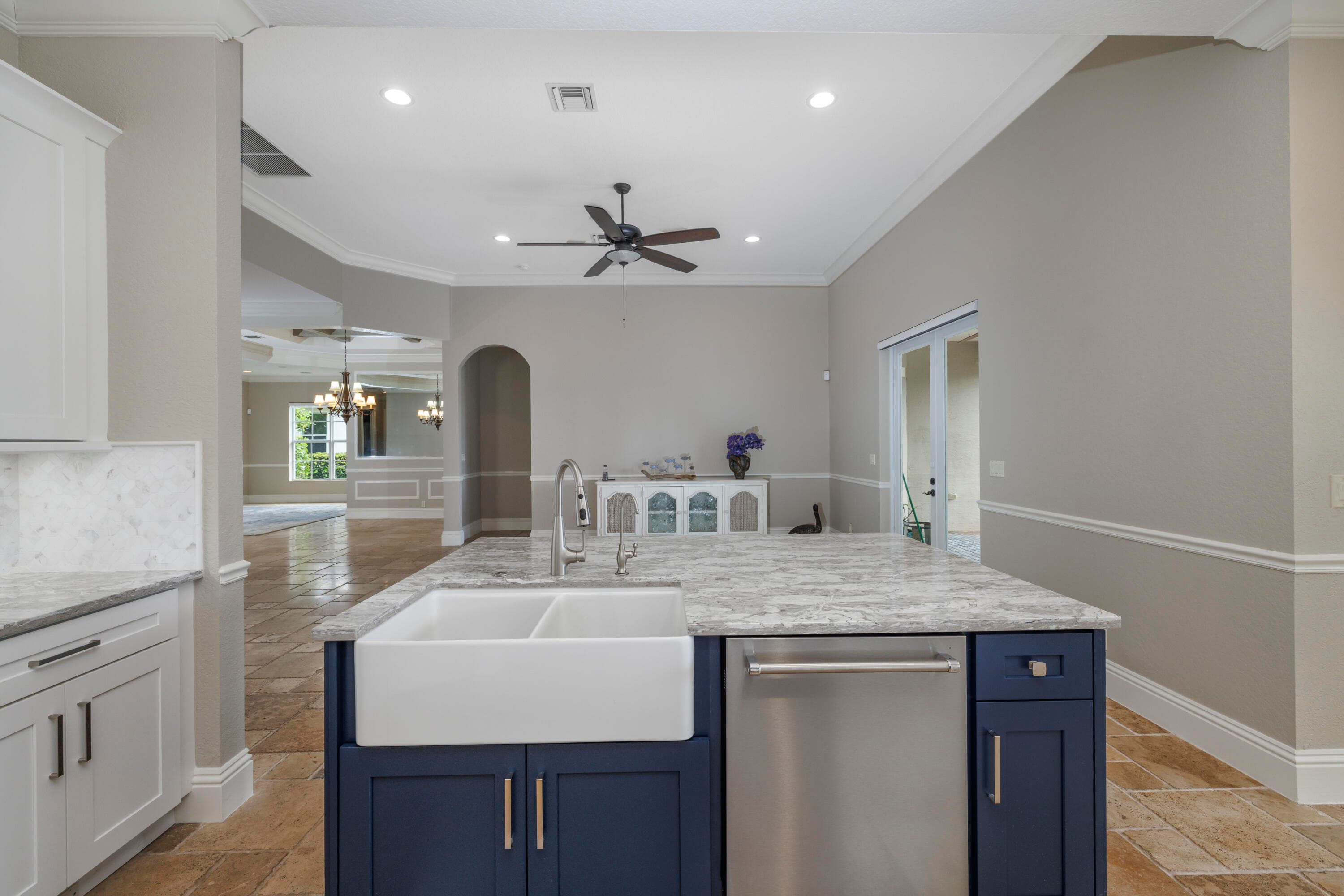 912 SW Sun Circle, Palm City, FL 34990 — photo 10 of 39