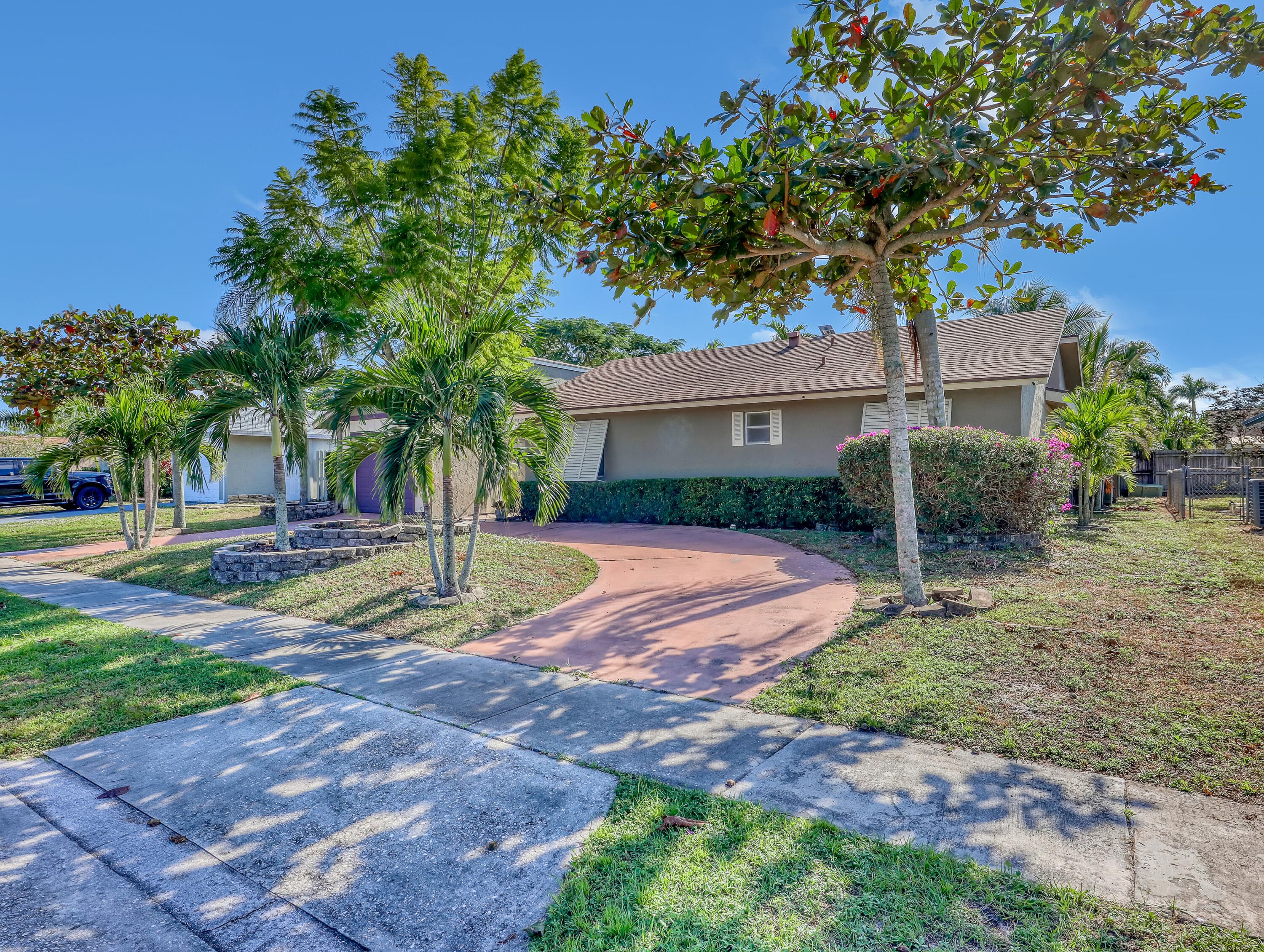 10404 Carmen Lane, Royal Palm Beach, FL 33411 — photo 3 of 55