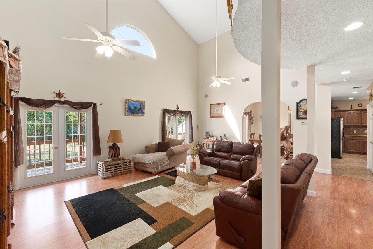 405 SE Salerno Road, Stuart, FL 34997 — photo 11 of 48
