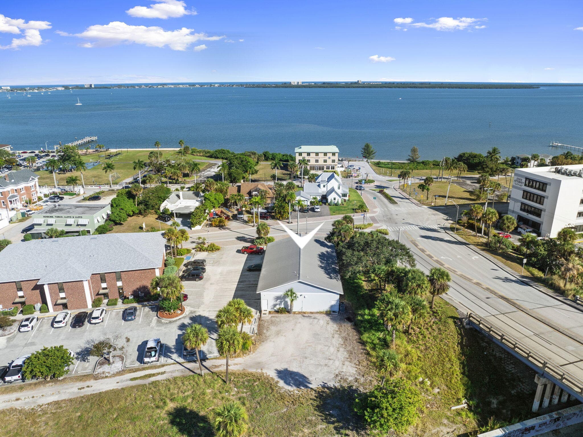 321 S 2nd Street, Fort Pierce, FL 34950 — photo 19 of 51