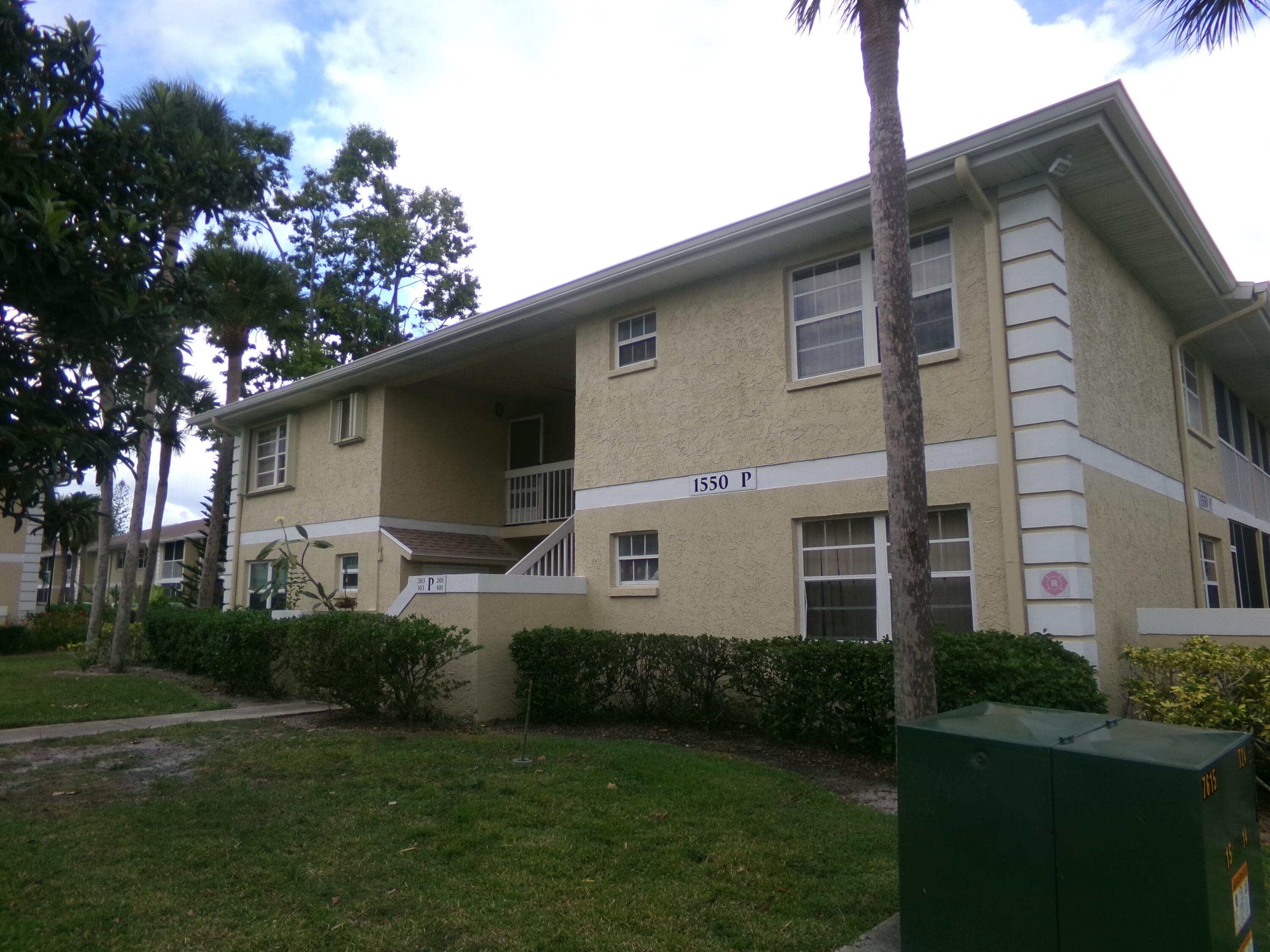 1550 SE Royal Green Circle P-203, Port St. Lucie, FL 34952 — photo 2 of 12