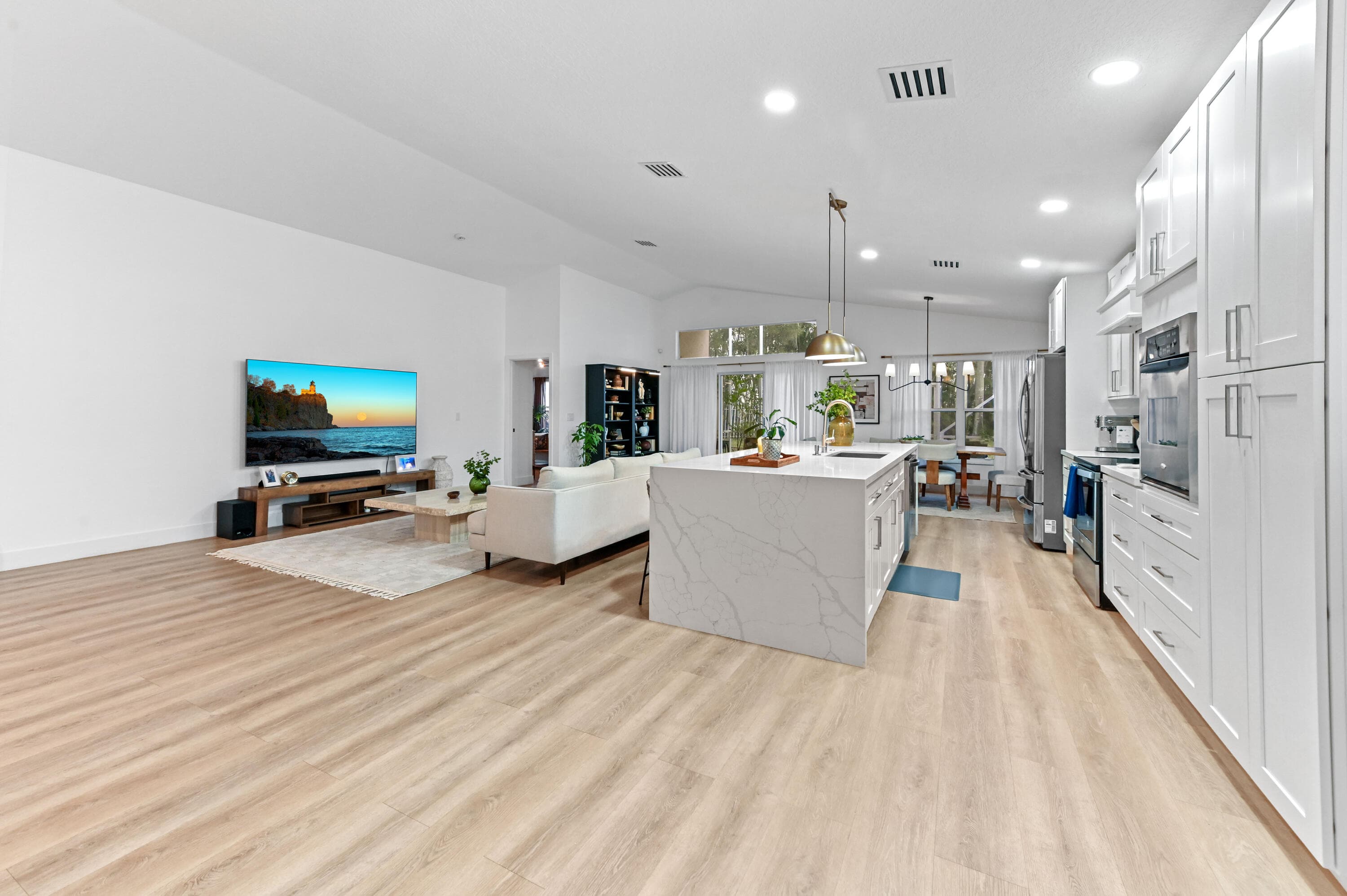 6451 Tiara Drive, Boynton Beach, FL 33437 — photo 15 of 57