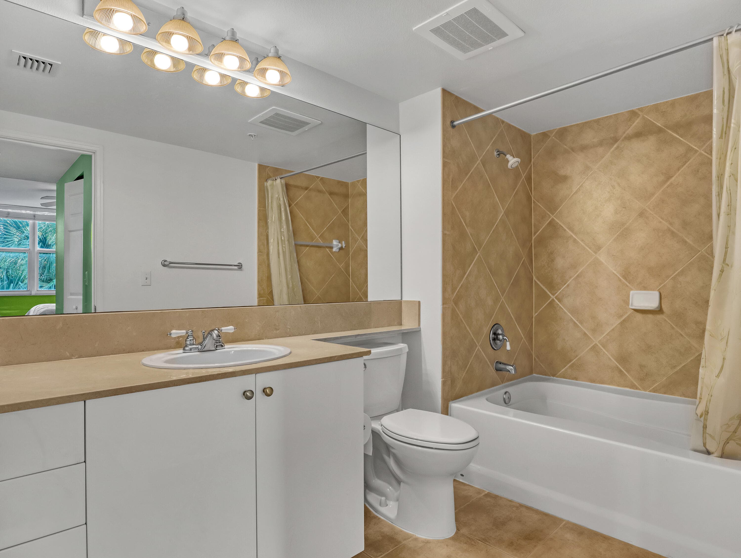 700 E Boynton Beach Boulevard 312, Boynton Beach, FL 33435 — photo 23 of 56