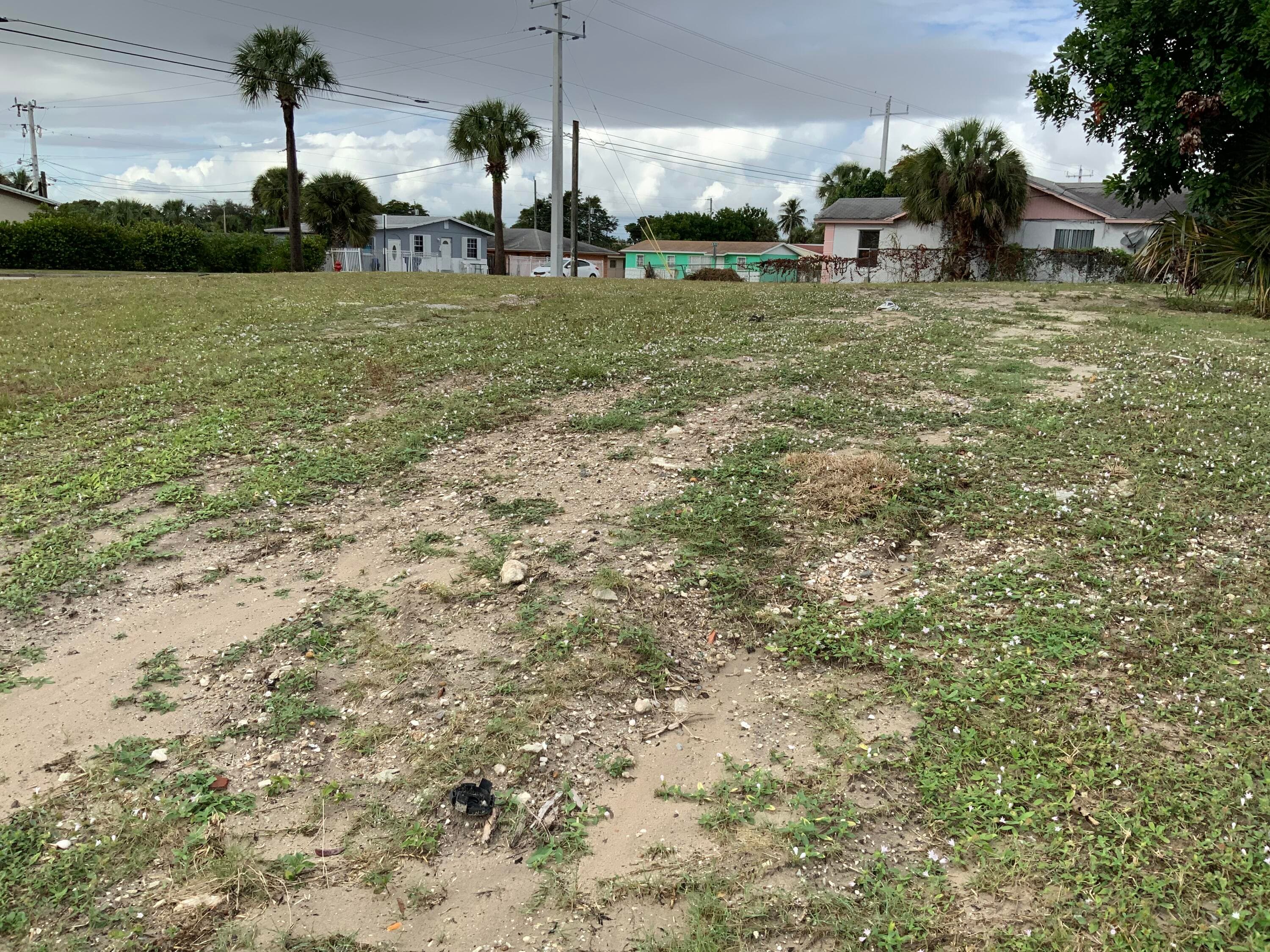Null 32nd & S Ave S, Riviera Beach, FL 33404 — photo 3 of 4