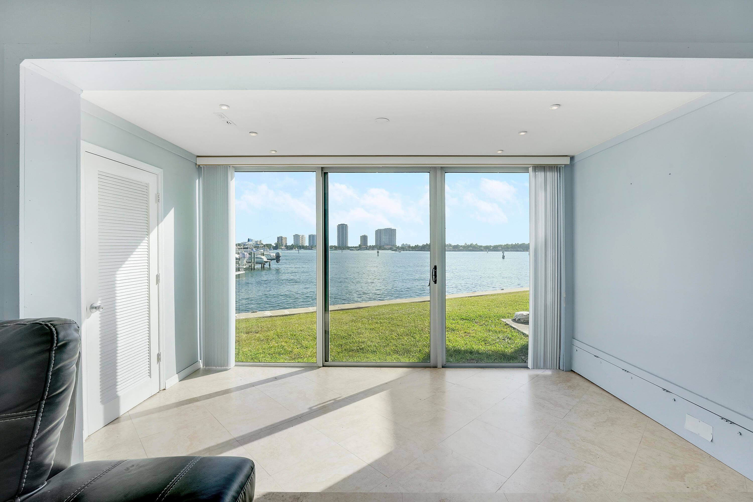 360 Wilma Circle, Riviera Beach, FL 33404 — photo 15 of 42