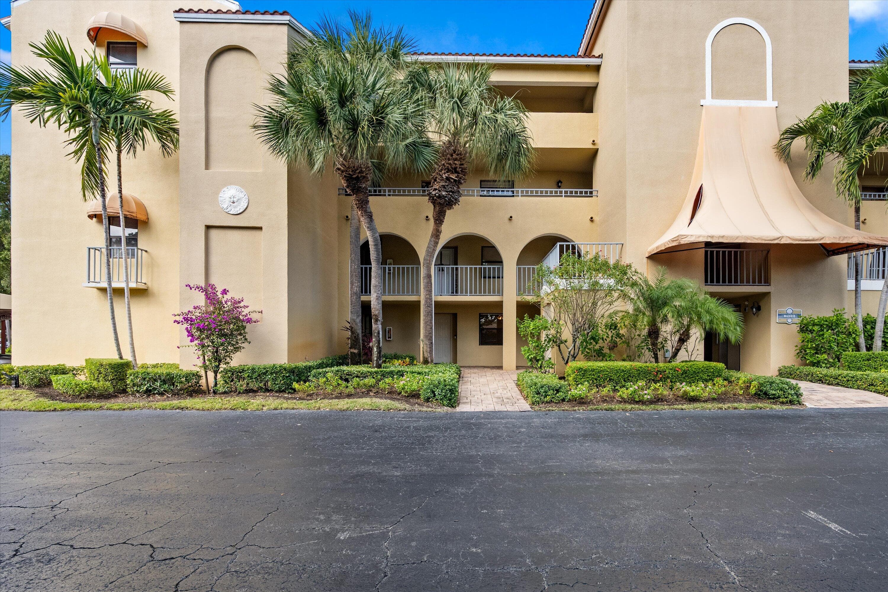 600 Uno Lago Drive 104, Juno Beach, FL 33408 — photo 42 of 48