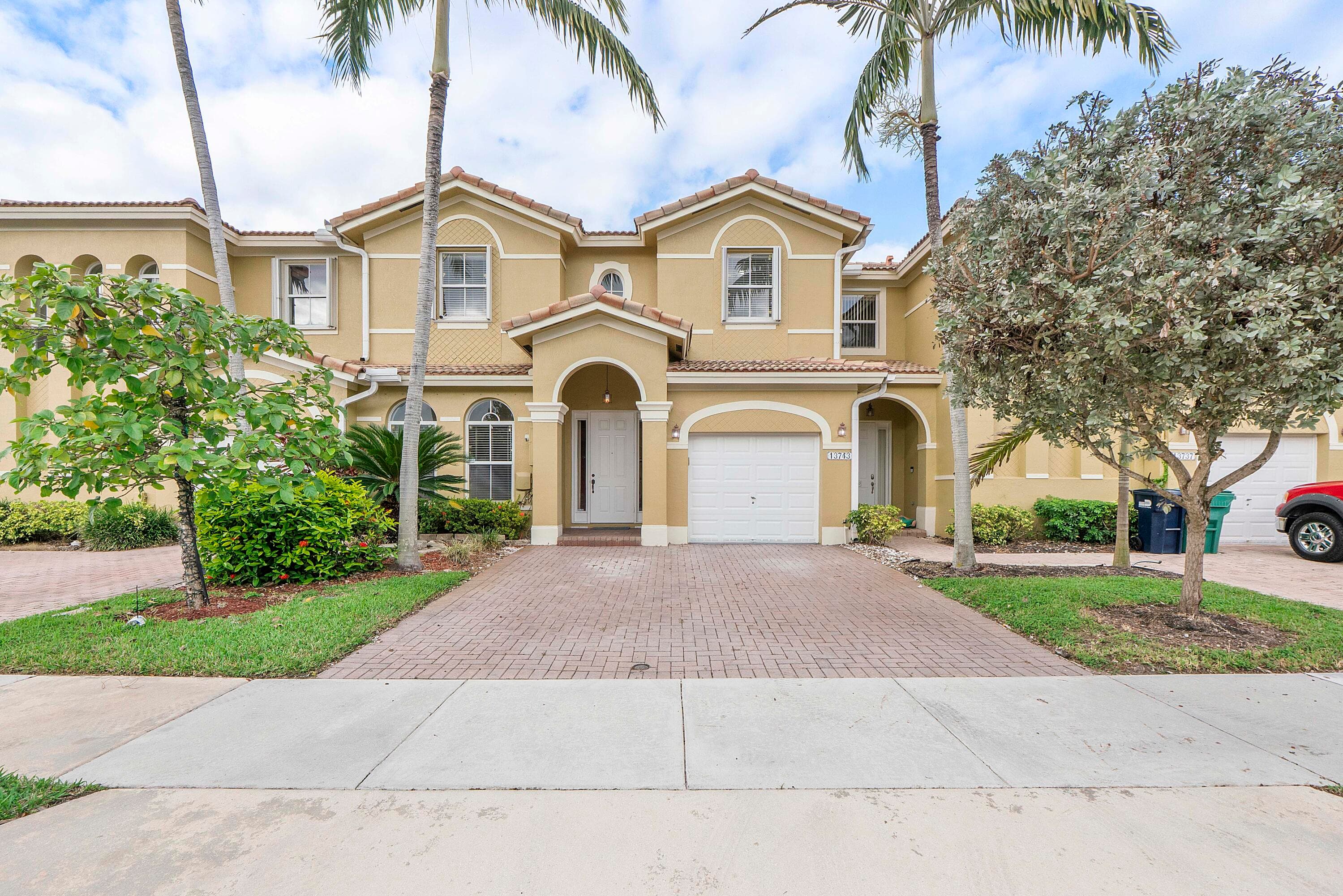 13743 SW 116th Terrace, Miami, FL 33186 — photo 2 of 44