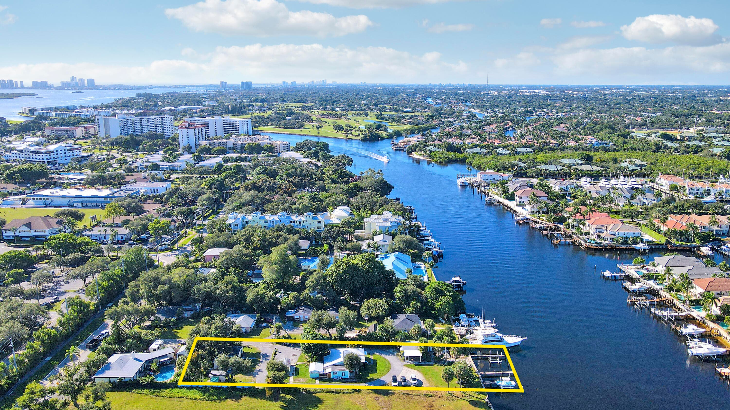 2031 Melody Lane, North Palm Beach, FL 33408 — photo 10 of 14