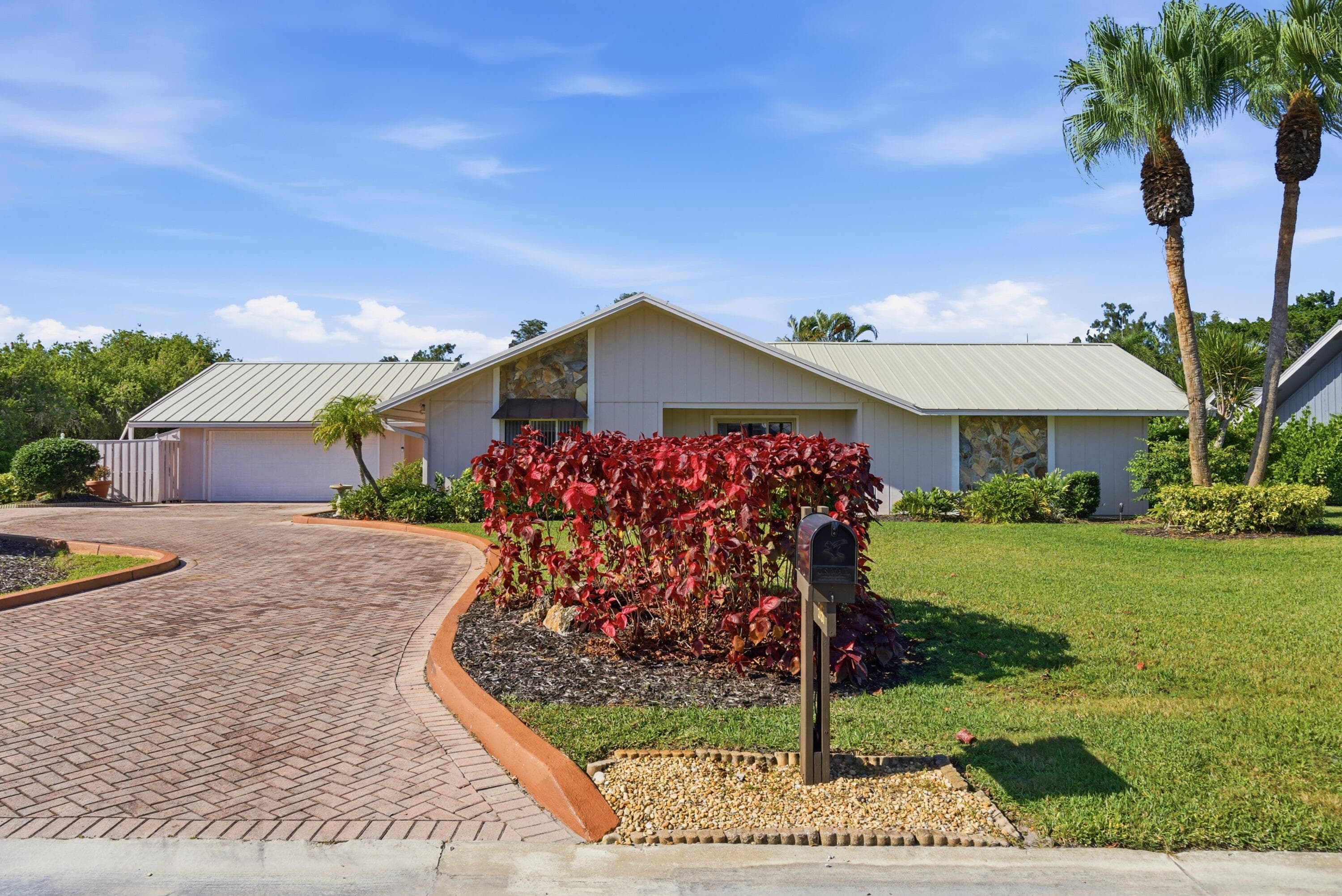5151 SE Burning Tree Circle, Stuart, FL 34997 — photo 2 of 74