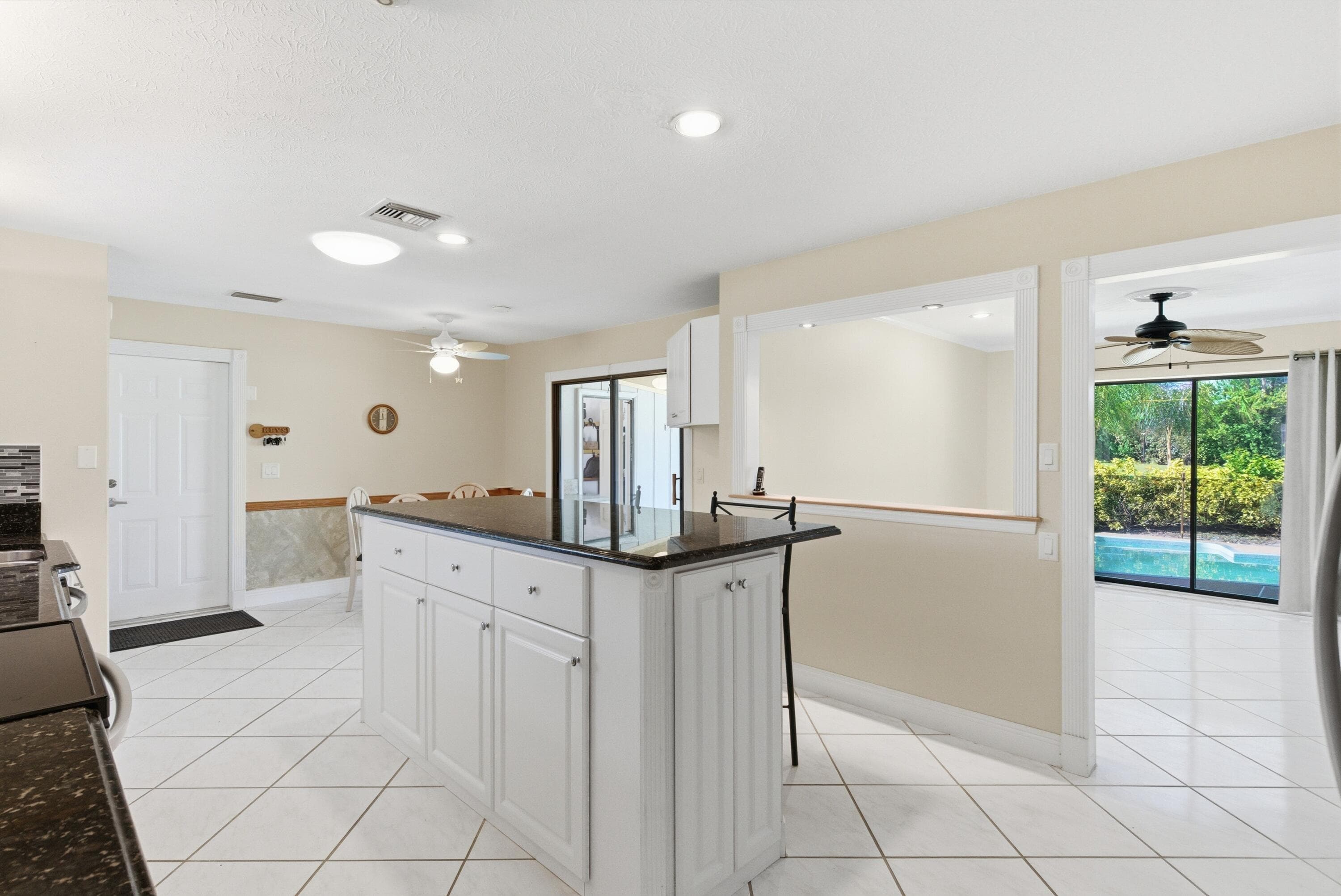5151 SE Burning Tree Circle, Stuart, FL 34997 — photo 12 of 74