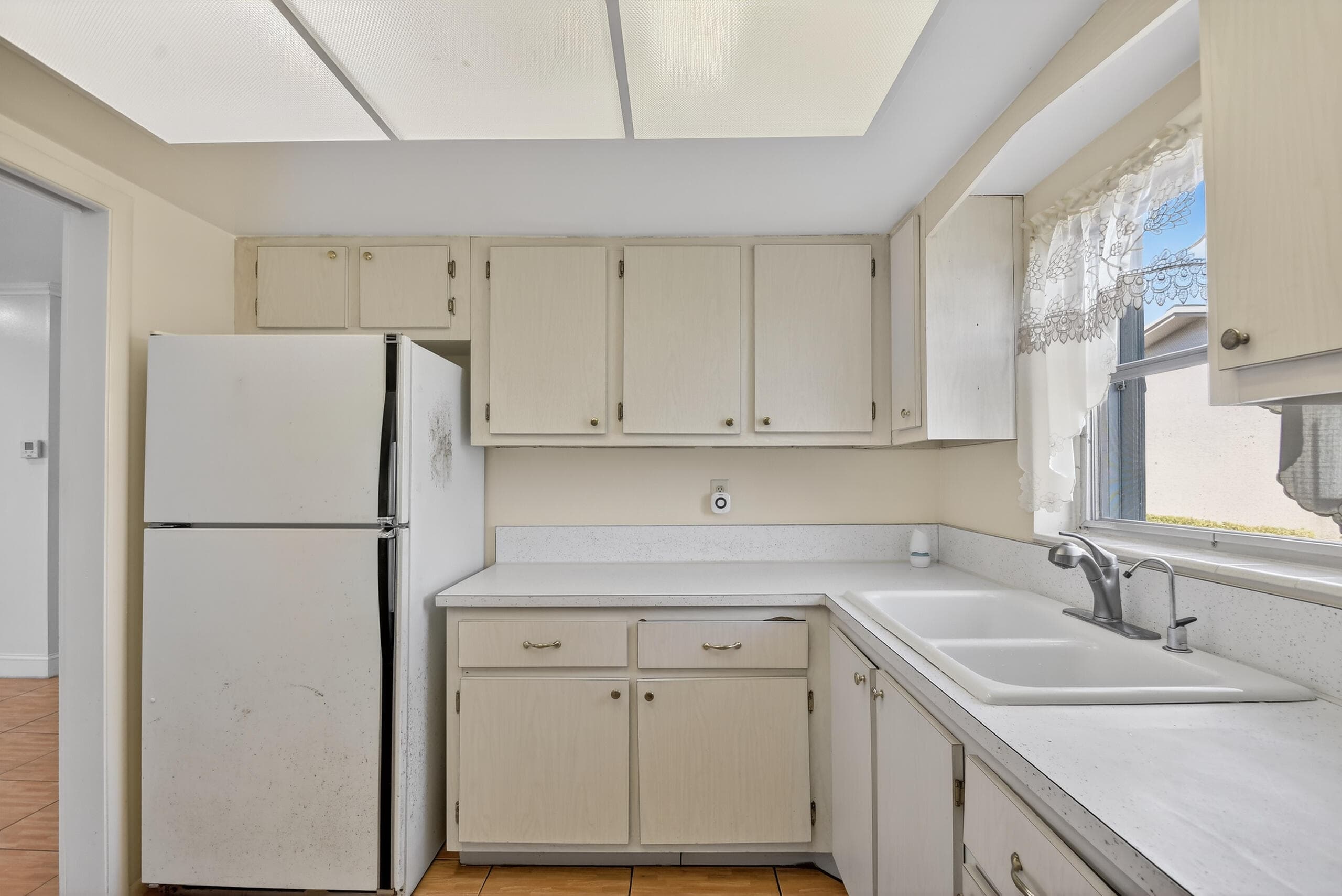 2667 Dudley Drive B, West Palm Beach, FL 33415 — photo 17 of 57