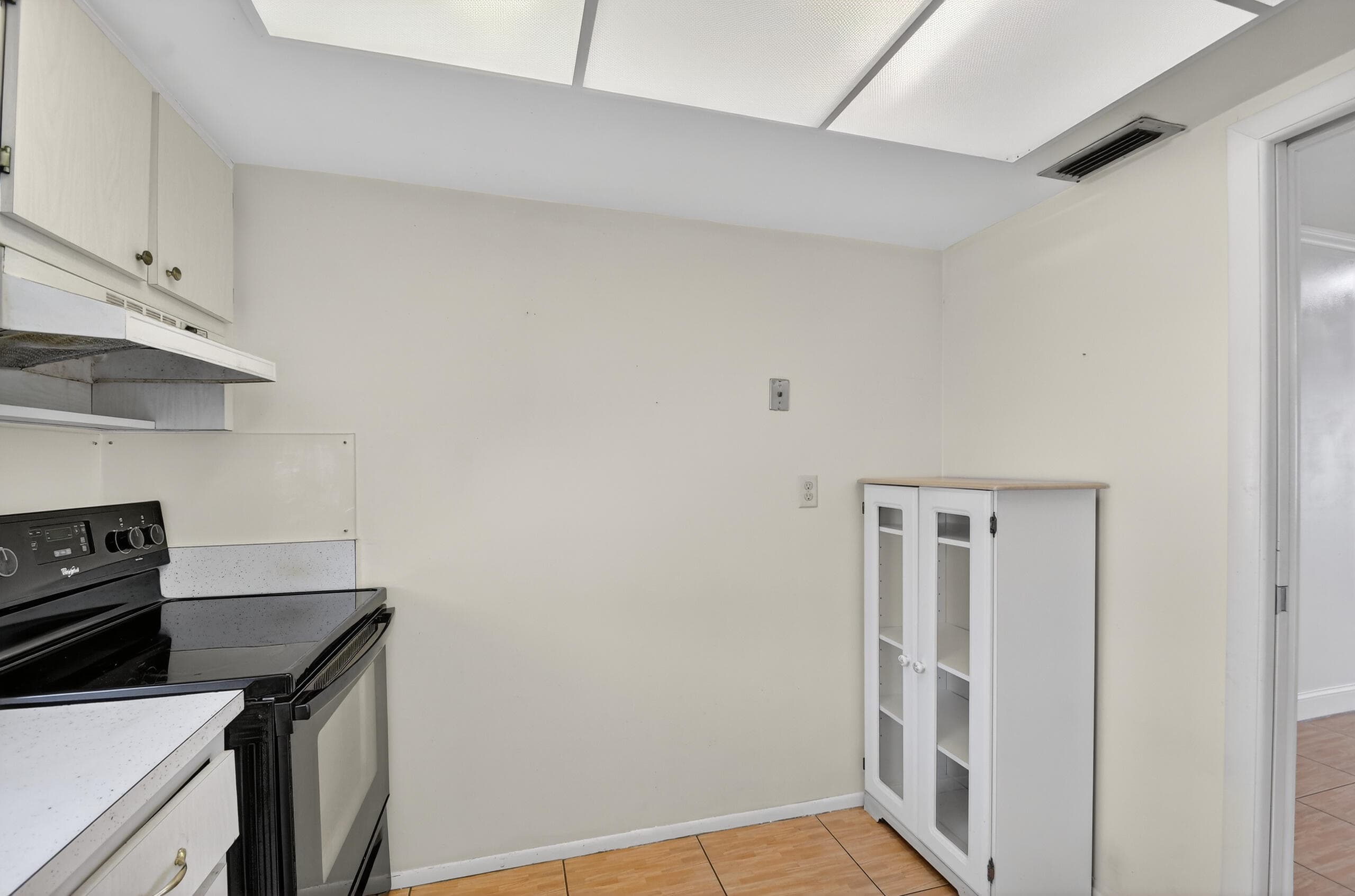 2667 Dudley Drive B, West Palm Beach, FL 33415 — photo 18 of 57