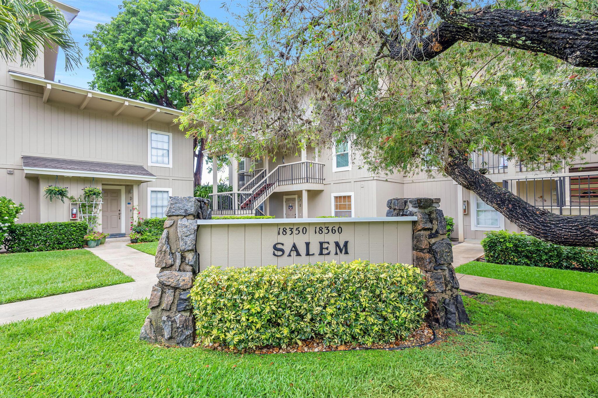 18350 SE Wood Haven Lane F, Jupiter, FL 33469 — photo 1 of 34