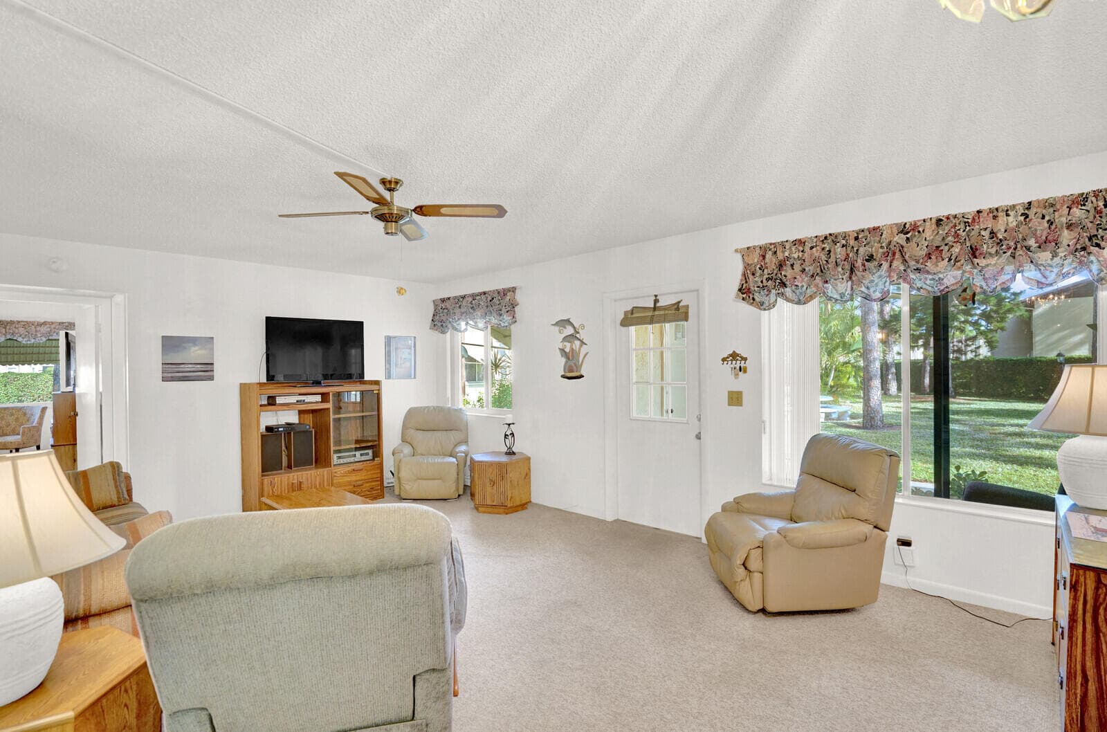 142 Lake Pine Circle B-1, Greenacres, FL 33463 — photo 6 of 26