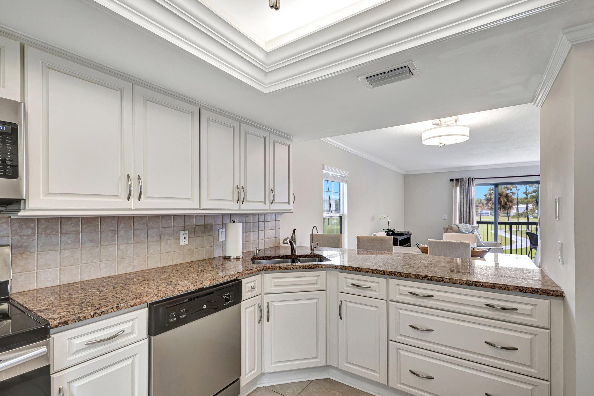 18350 SE Wood Haven Lane F, Jupiter, FL 33469 — photo 10 of 34