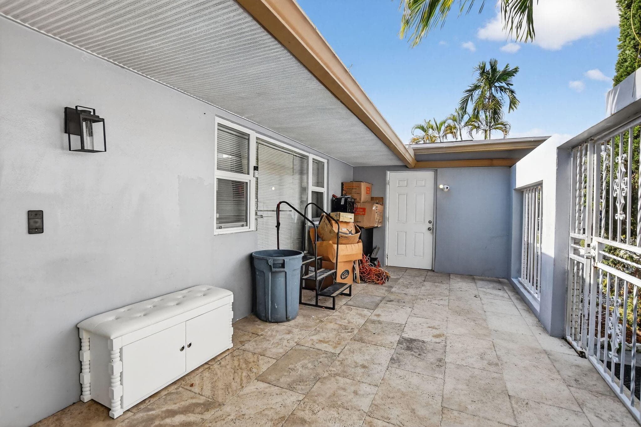 256 SW 11th Place, Boca Raton, FL 33432 — photo 5 of 43