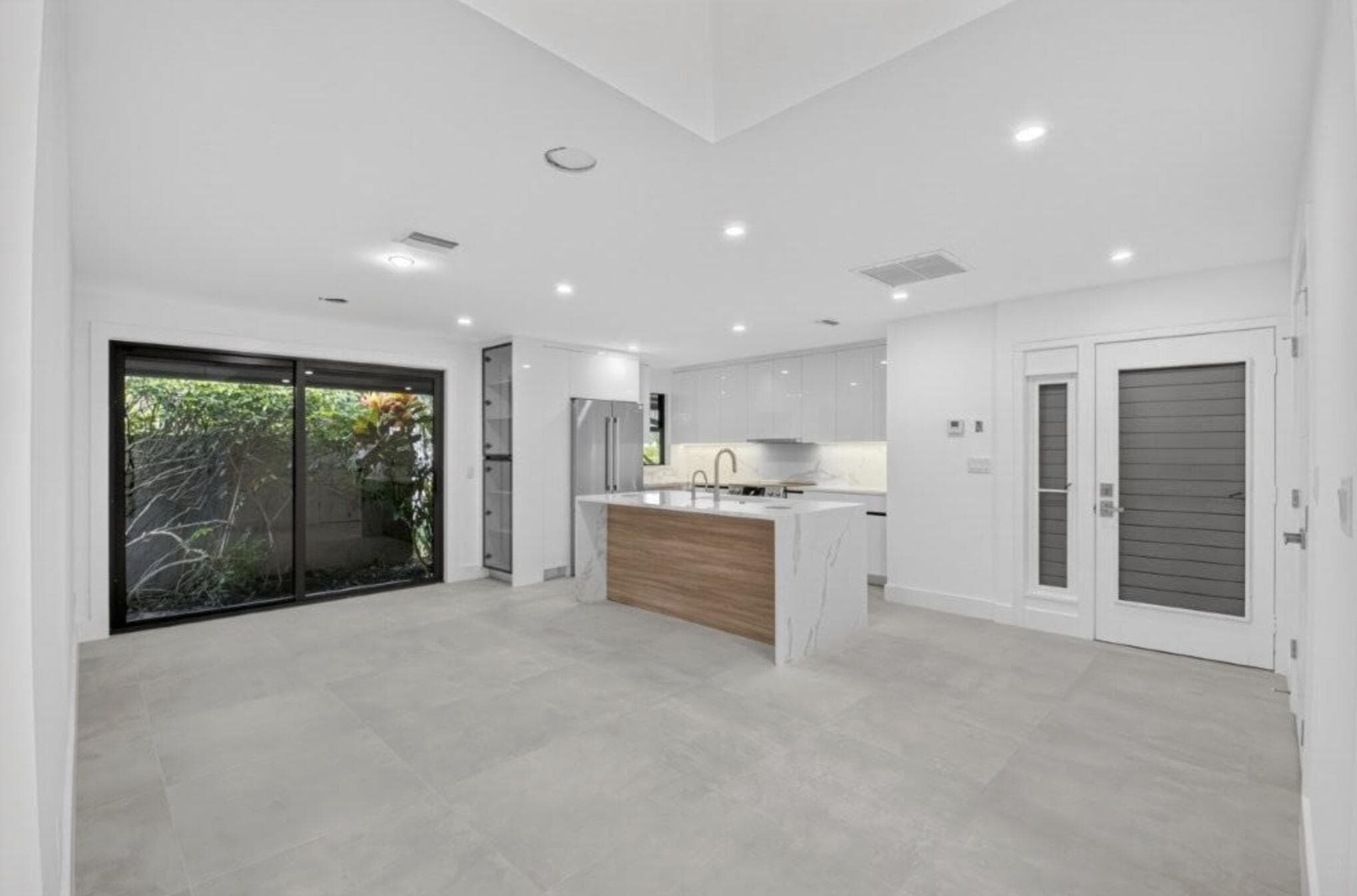 7126 Rain Forest Drive, Boca Raton, FL 33434 — photo 3 of 44