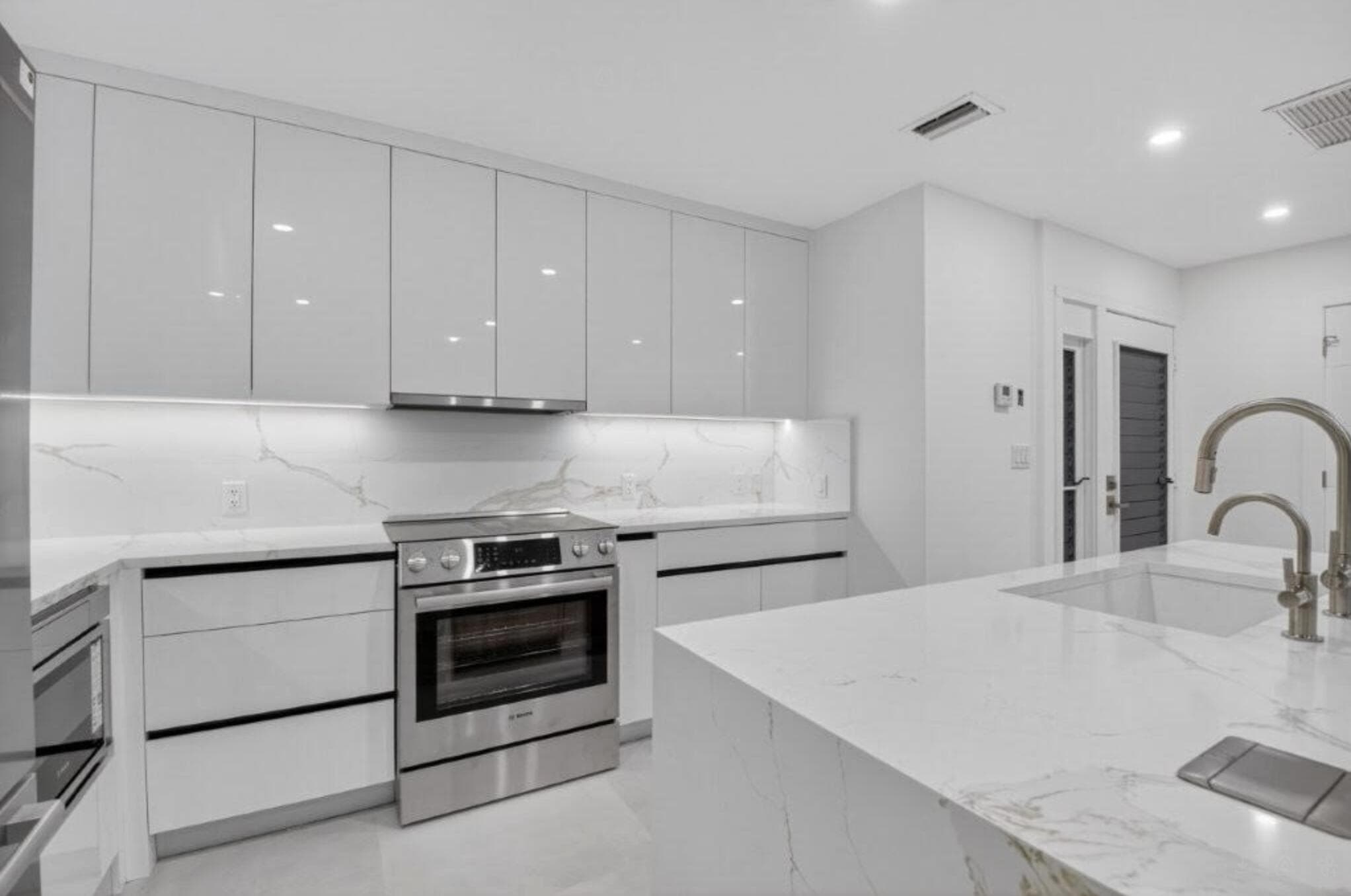 7126 Rain Forest Drive, Boca Raton, FL 33434 — photo 9 of 44