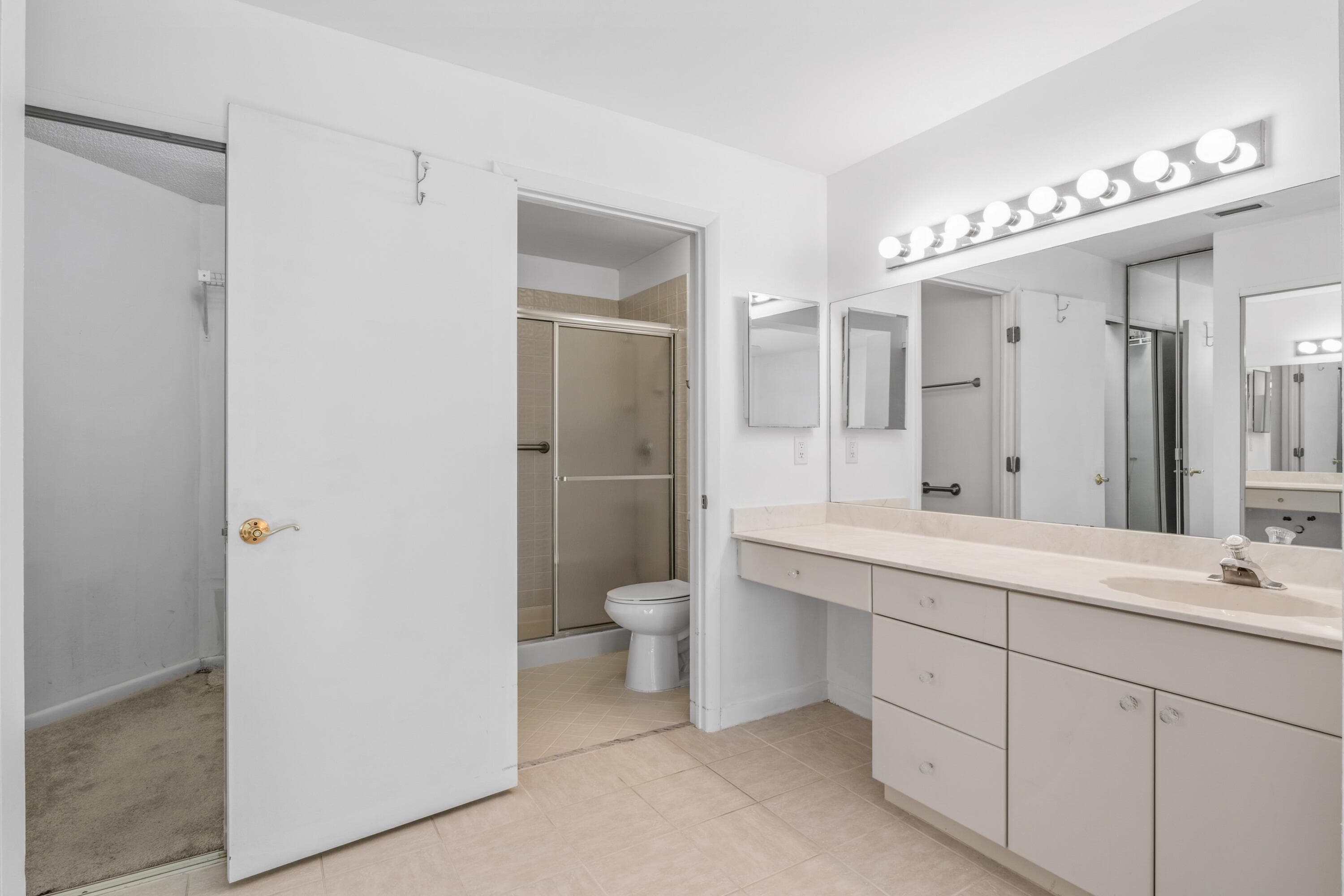 3233 Perimeter Drive 2511, Greenacres, FL 33467 — photo 12 of 39