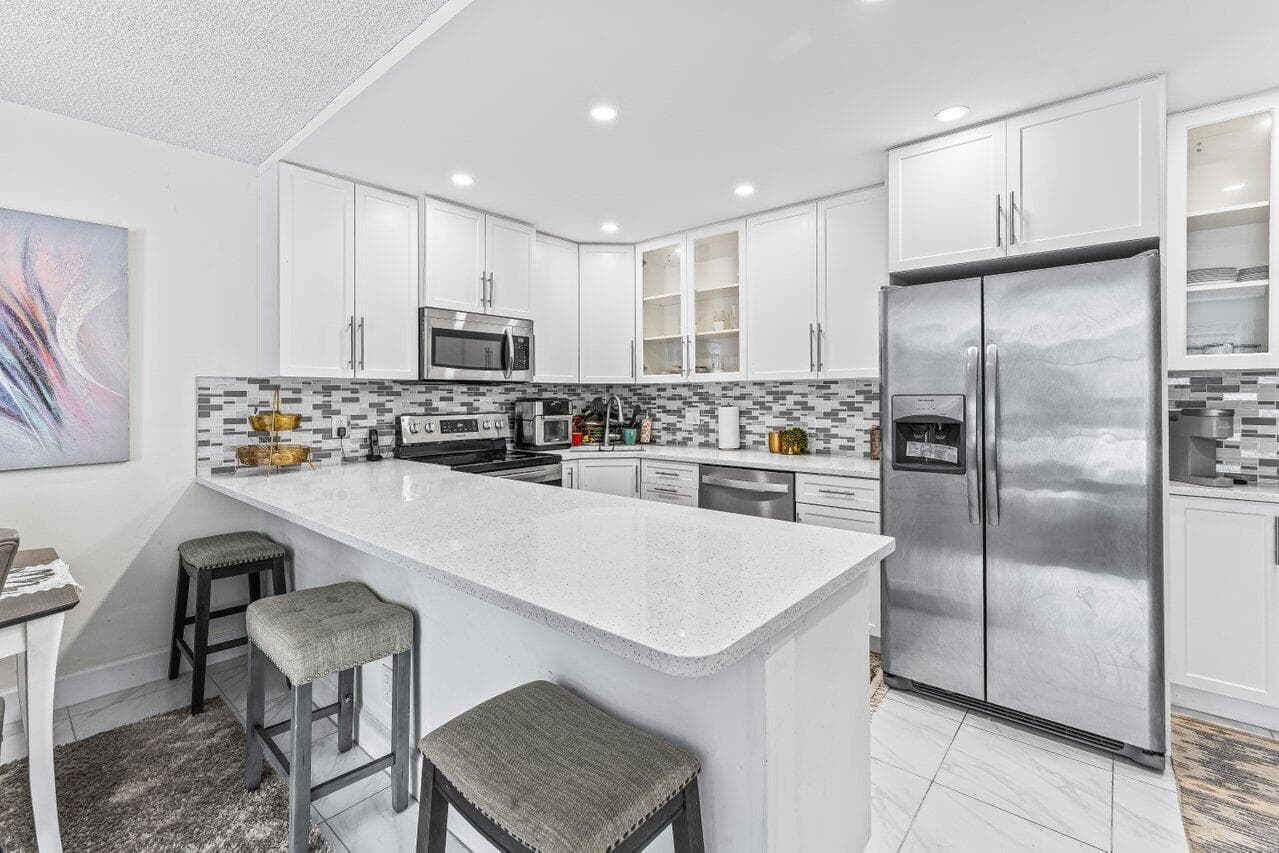 1006 Green Pine Boulevard F1, West Palm Beach, FL 33409 — photo 4 of 23