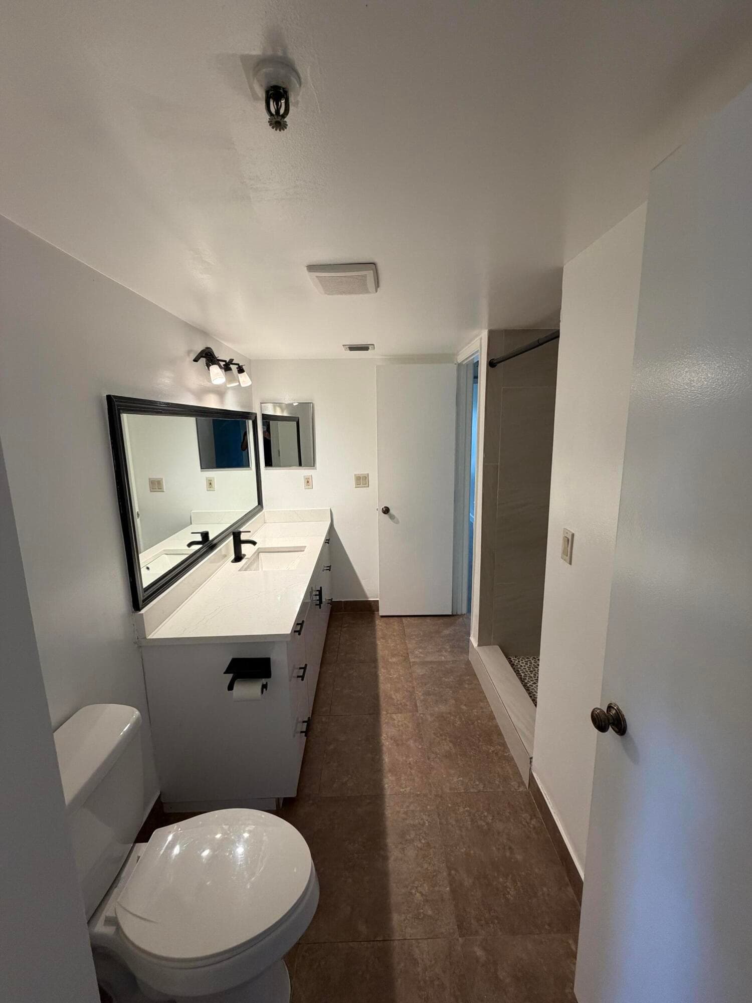2202 S Cypress Bend Drive 101, Pompano Beach, FL 33069 — photo 15 of 36