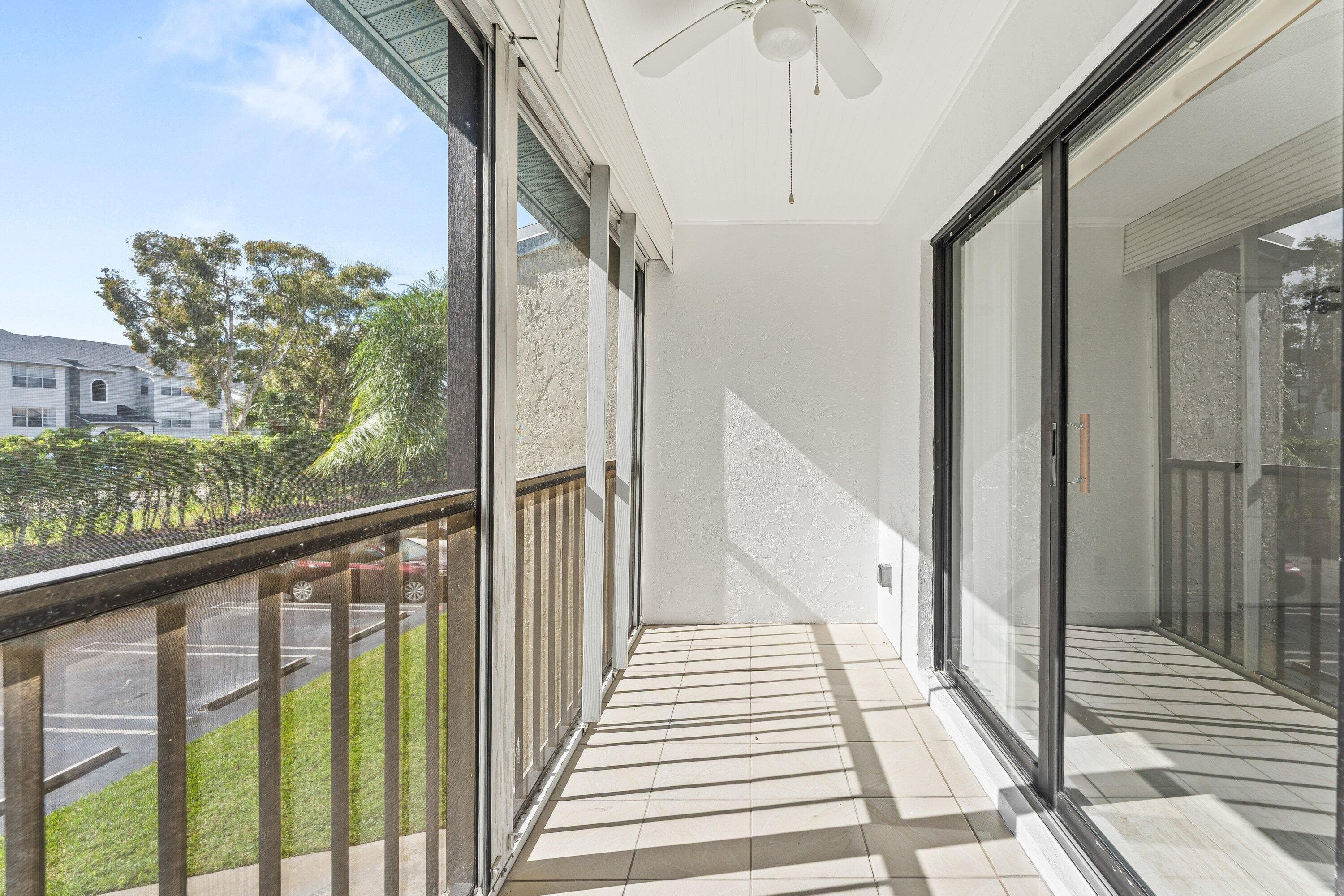 1117 Green Pine Boulevard D2, West Palm Beach, FL 33409 — photo 5 of 20
