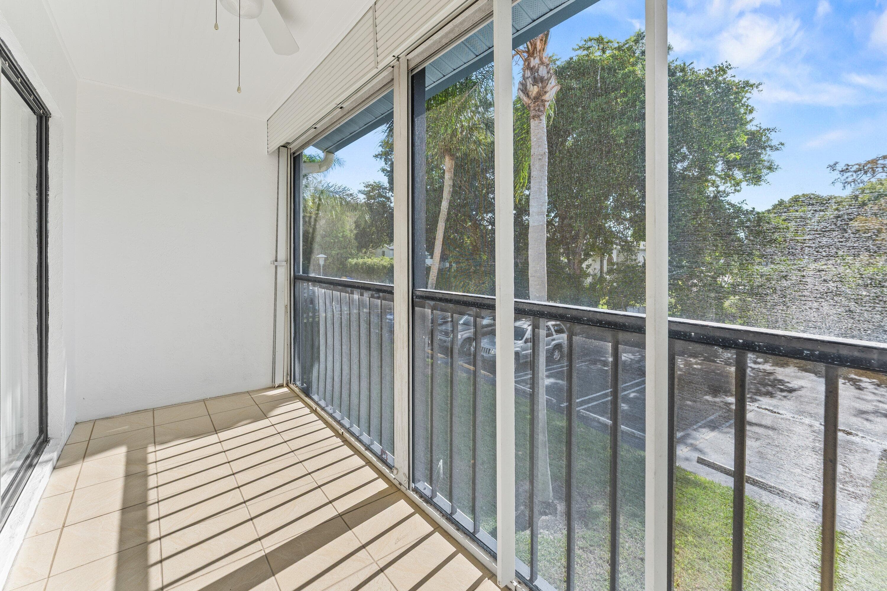 1117 Green Pine Boulevard D2, West Palm Beach, FL 33409 — photo 6 of 20