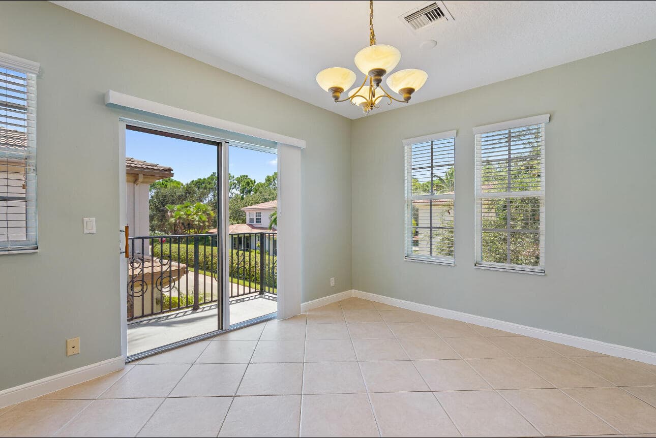 113 Evergrene Parkway 3-A, Palm Beach Gardens, FL 33410 — photo 8 of 35