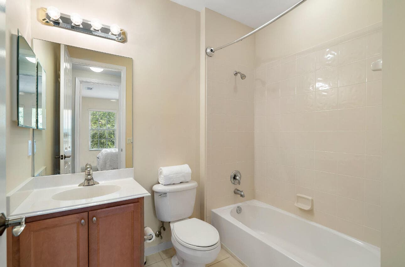 113 Evergrene Parkway 3-A, Palm Beach Gardens, FL 33410 — photo 15 of 35