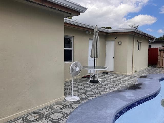 6760 NW 25 Court, Sunrise, FL 33313 — photo 3 of 17