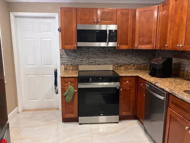 6760 NW 25 Court, Sunrise, FL 33313 — photo 9 of 17