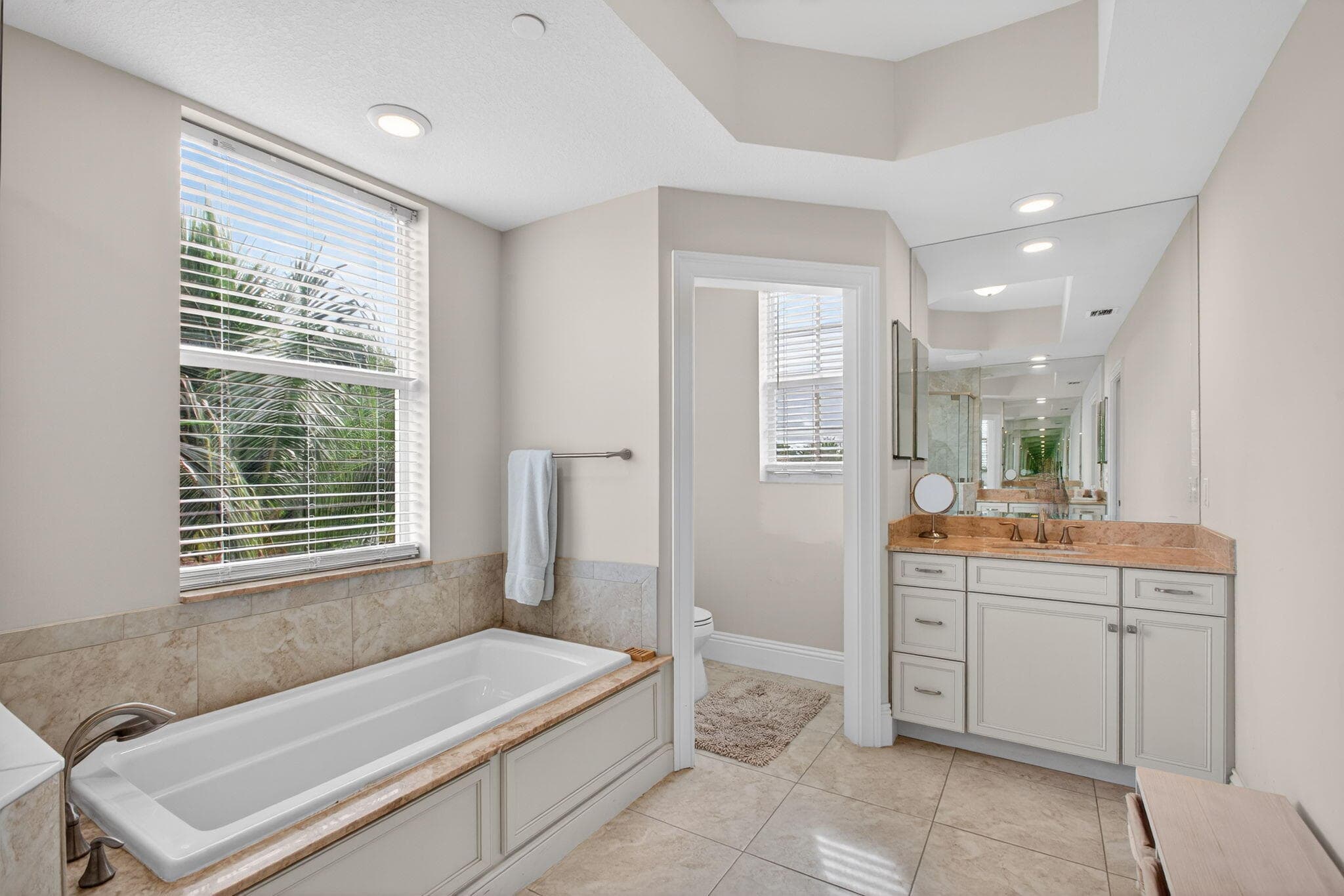 834 Bay Colony Drive S, Juno Beach, FL 33408 — photo 23 of 50