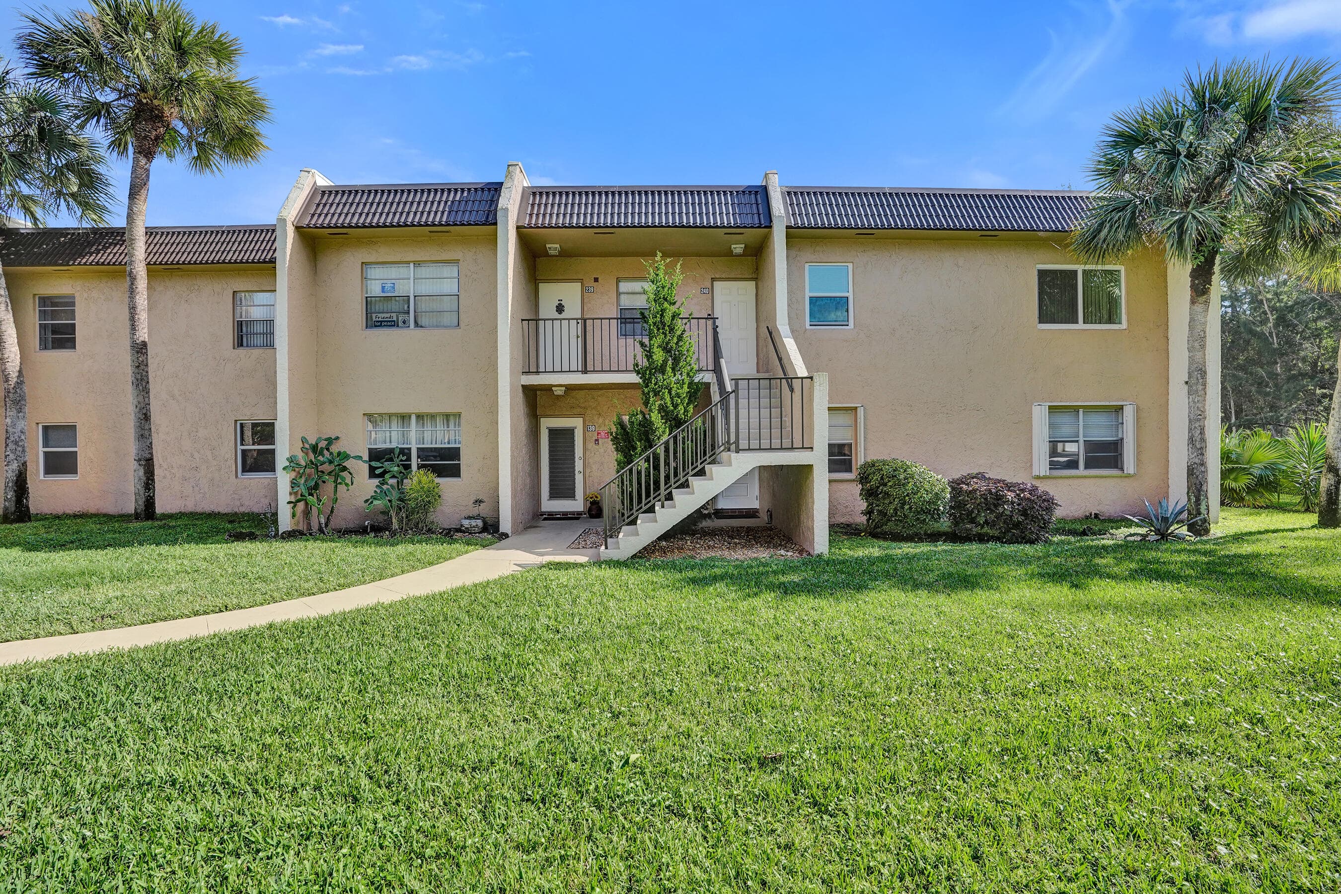 140 Lake Meryl Drive 140, West Palm Beach, FL 33411 — photo 42 of 63