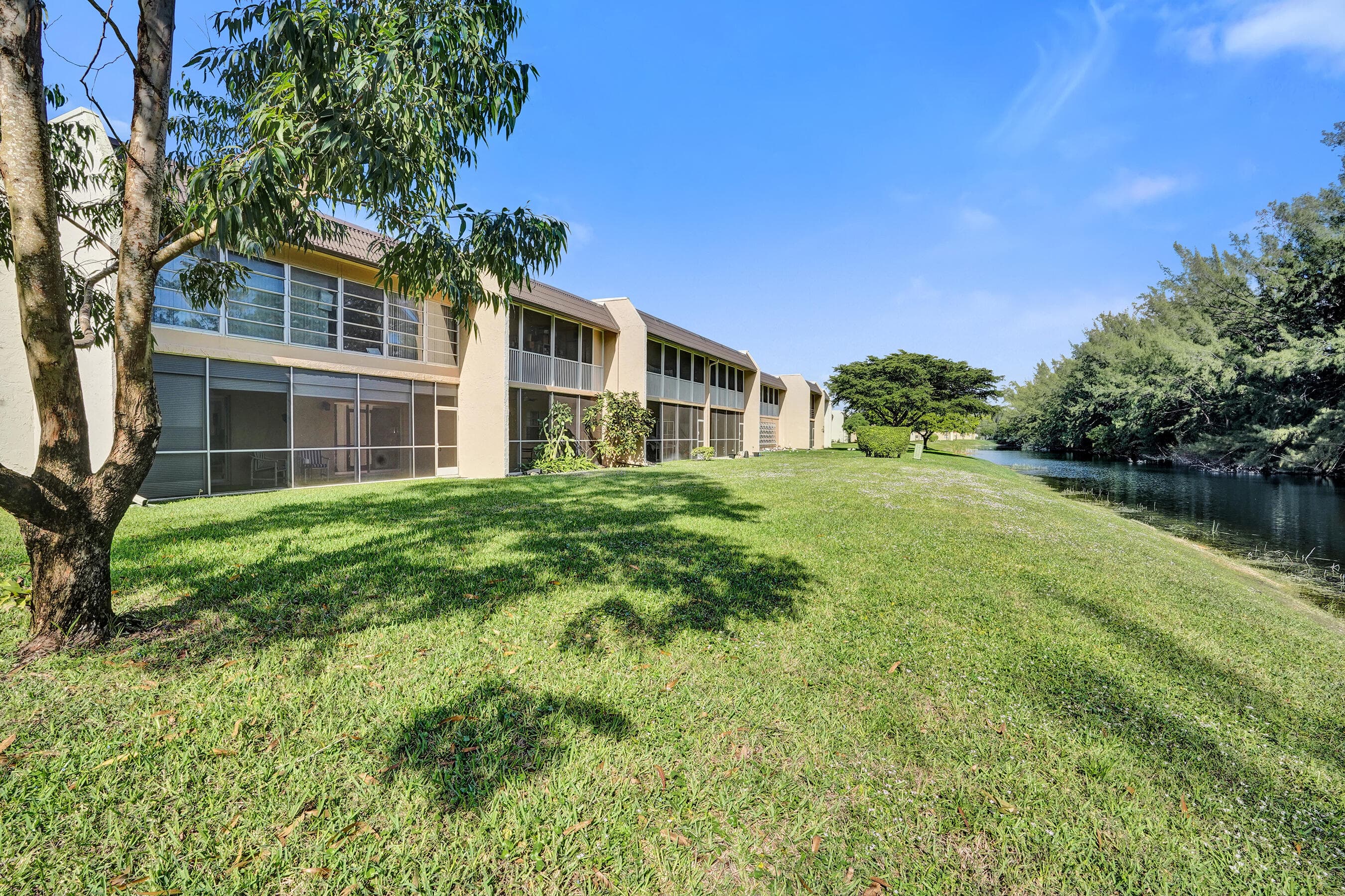 140 Lake Meryl Drive 140, West Palm Beach, FL 33411 — photo 48 of 63