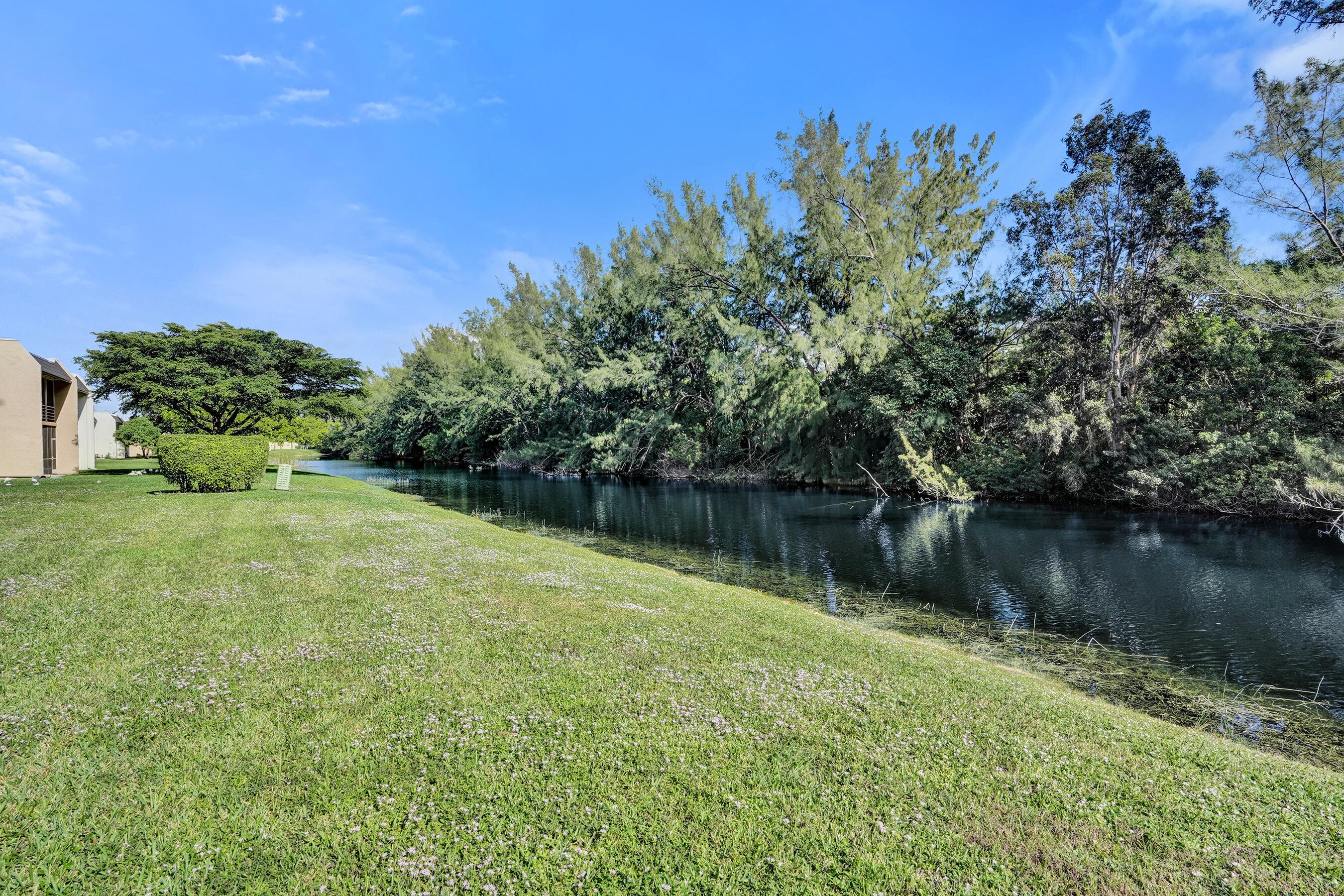 140 Lake Meryl Drive 140, West Palm Beach, FL 33411 — photo 34 of 63