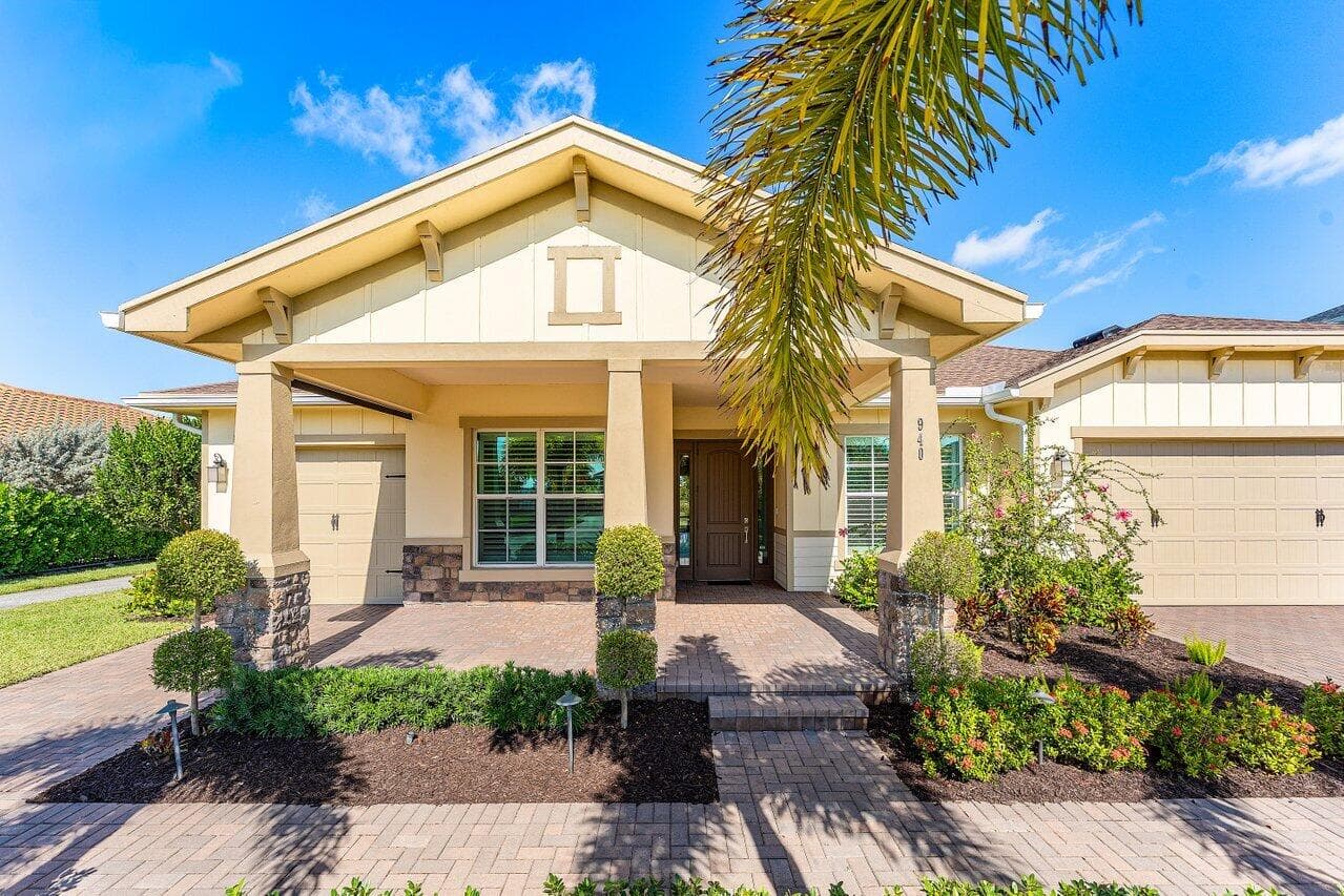940 Hookline Circle, Loxahatchee, FL 33470 — photo 3 of 94